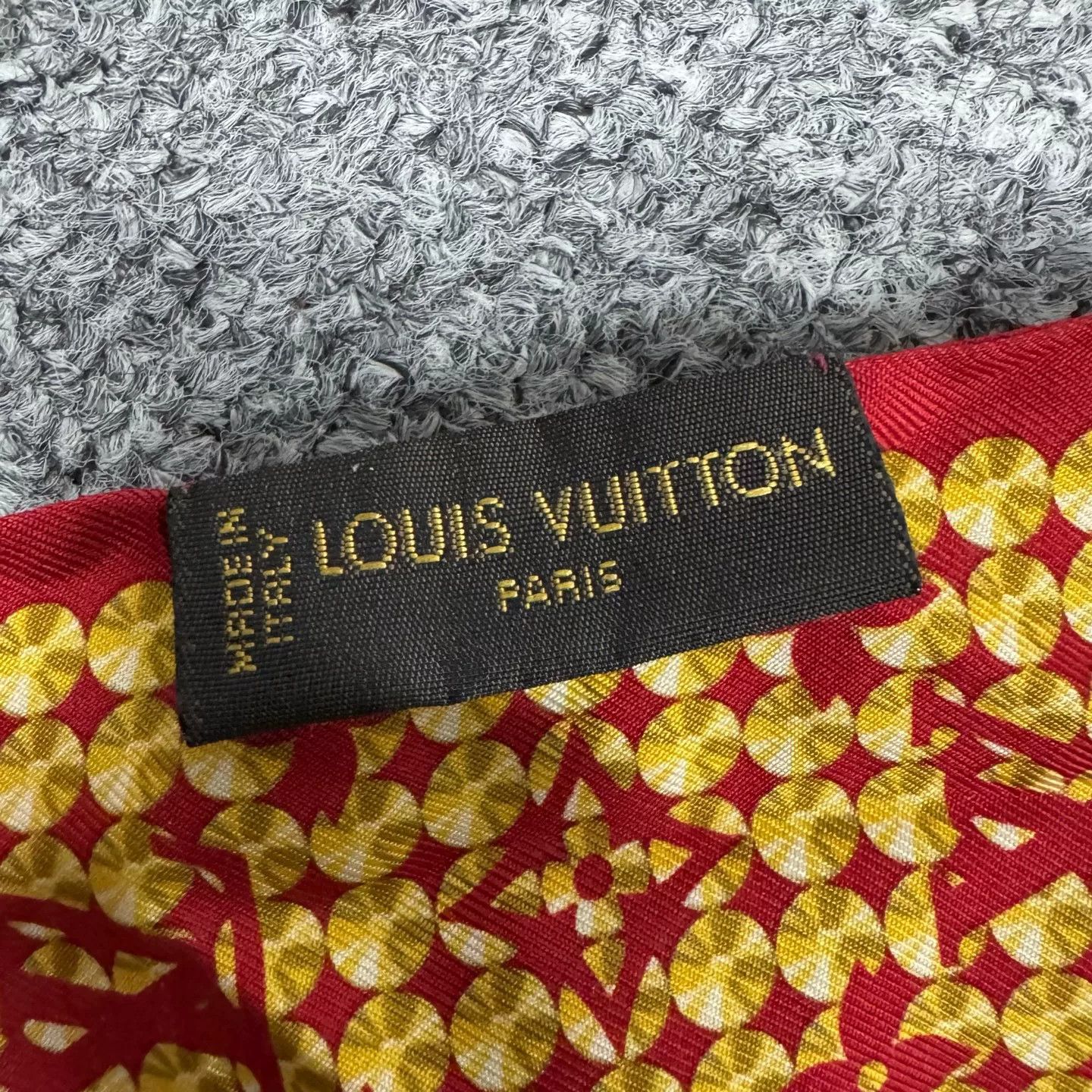 Louis Vuitton Louis Vuitton Twilly Scarf 6x84cm Size ONE SIZE - 3 Thumbnail