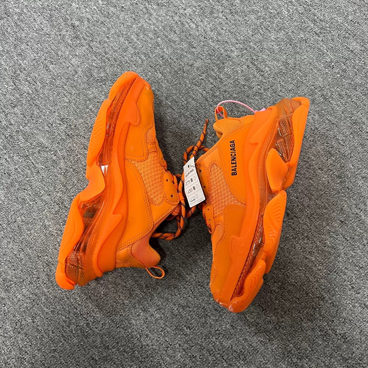 Balenciaga Balenciaga Orange Triple S Sneakers Size 37 Size US 6 / IT 36 - 3 Thumbnail