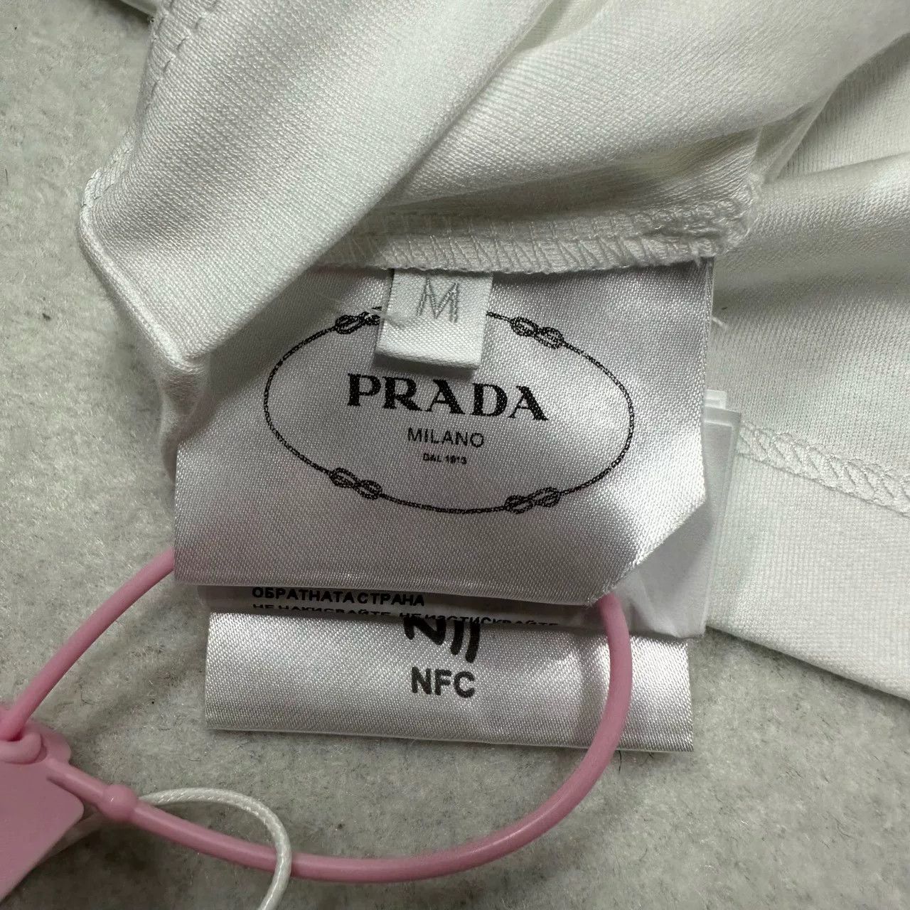 Prada Prada Classic Short T-shirt M Size M / US 6-8 / IT 42-44 - 6 Thumbnail