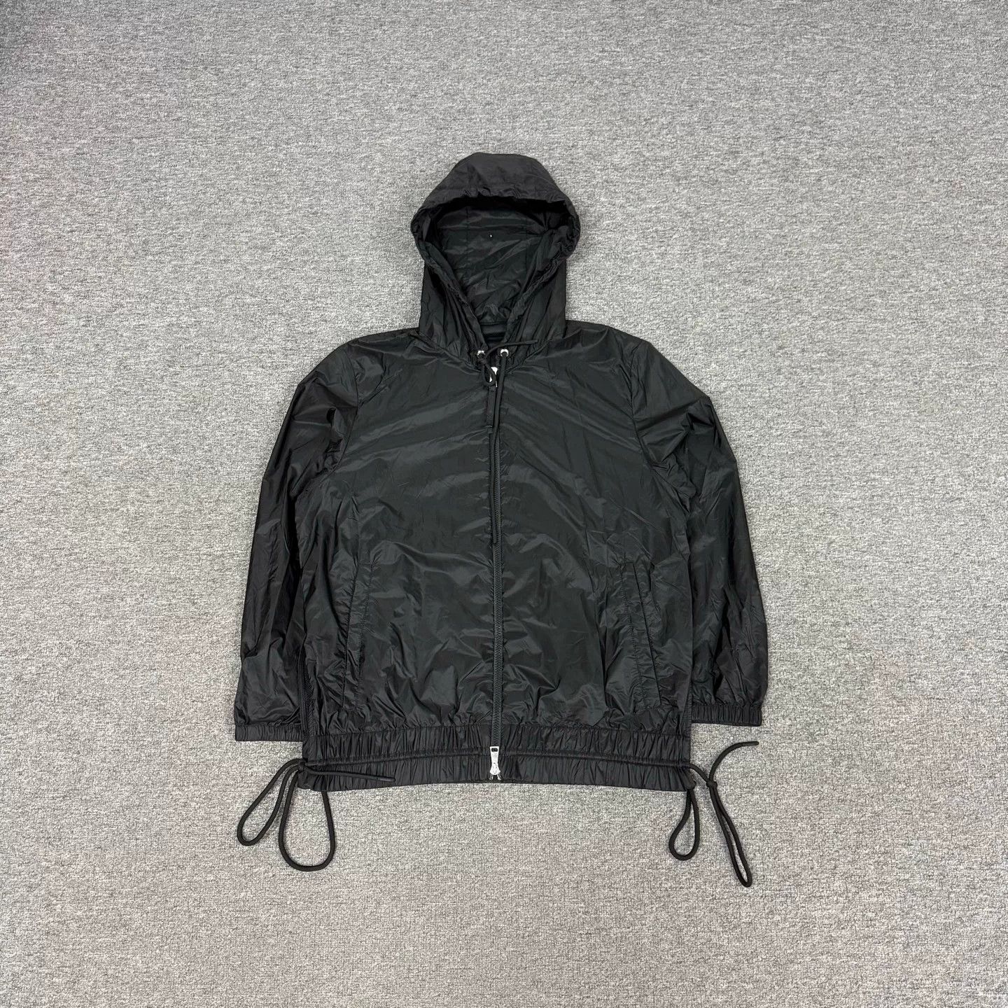 Moncler Moncler Big Logo Lightweight Hooded Jacket Size US S / EU 44-46 / 1 - 2 Thumbnail