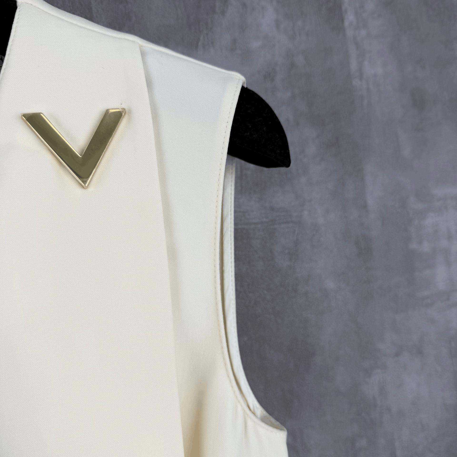 Valentino Valentino V-Logo Wool Dress Size S / US 4 / IT 40 - 2 Thumbnail