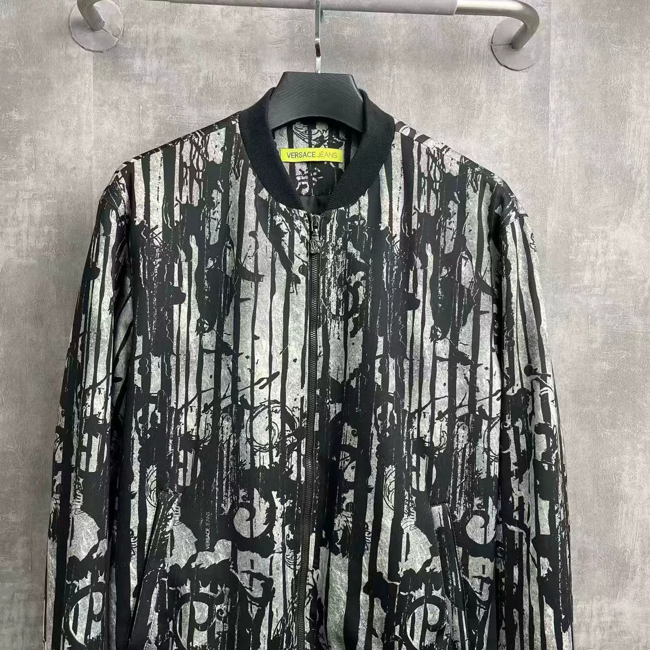 Versace Jeans Couture Versace Jeans Baroque Zip Baseball Jacket Size US M / EU 48-50 / 2 - 3 Thumbnail