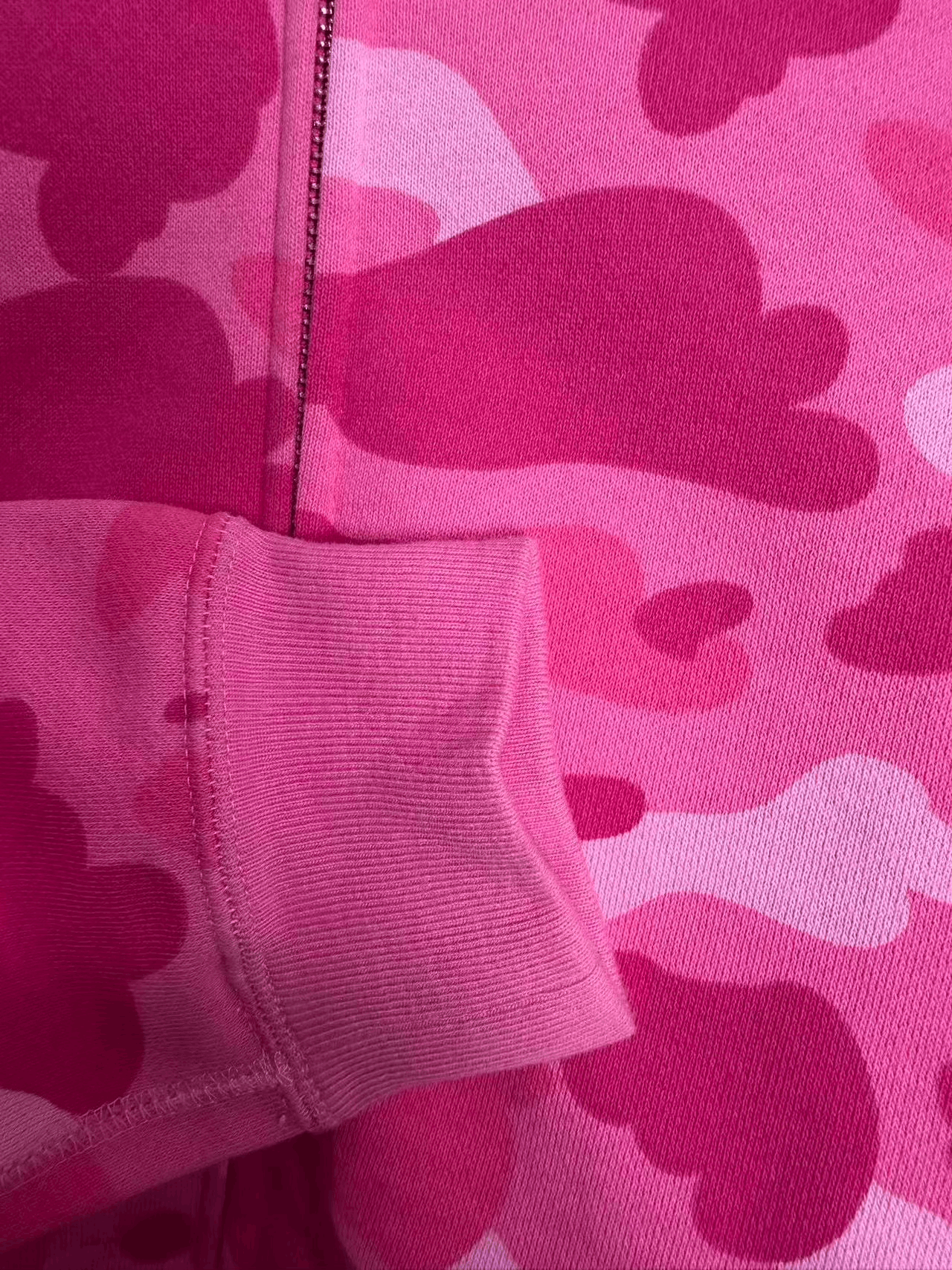 Bape Bape Pink Camo Shark Zip Hoodie Size XS / US 0-2 / IT 36-38 - 3 Thumbnail