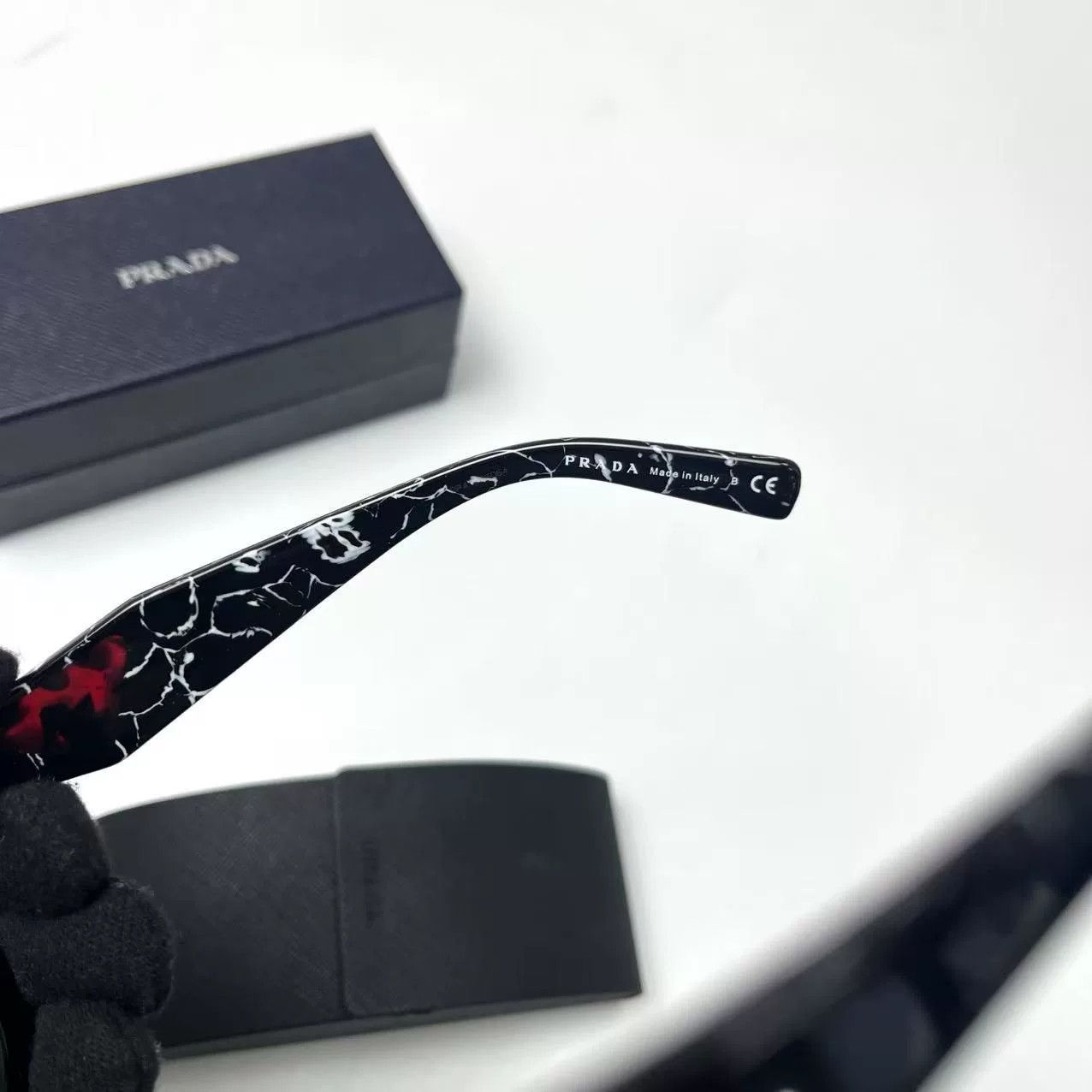 Prada Prada Lightning Crackle Sunglasses Size ONE SIZE - 3 Thumbnail