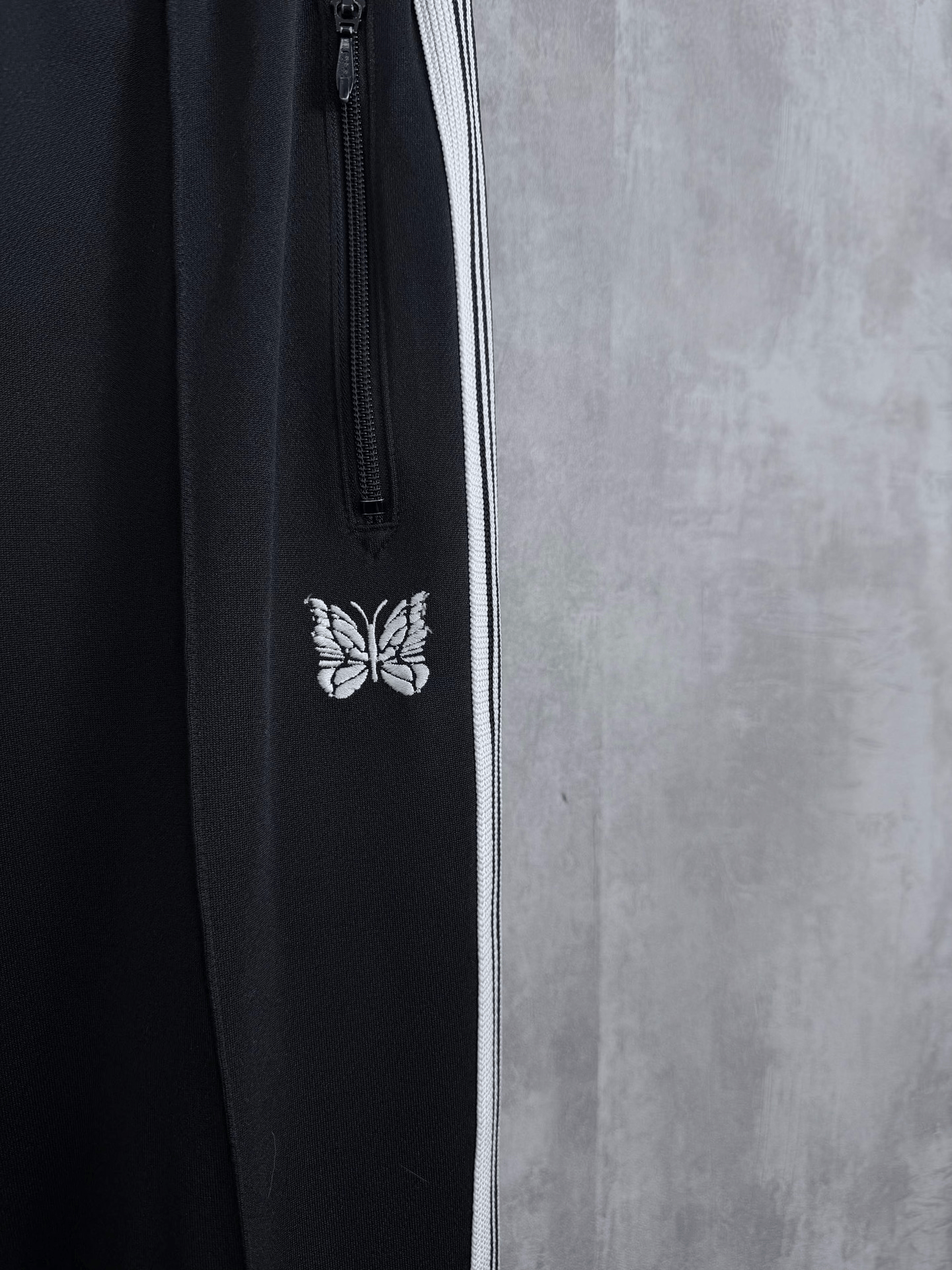 Needles Needles Embroidered Butterfly Casual Sports Pants Size US 26 / EU 42 - 3 Thumbnail