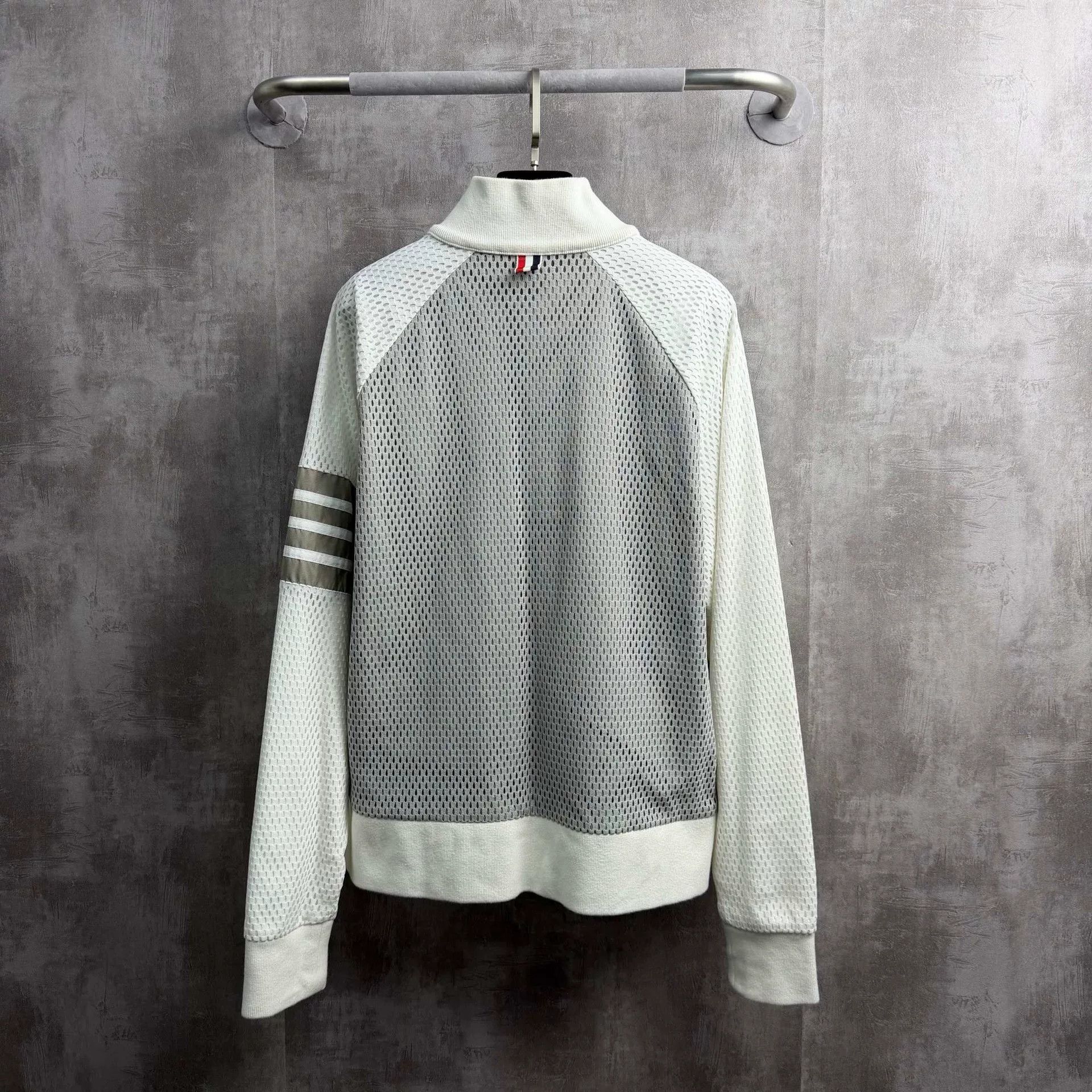 Thom Browne Thom Browne 4-Bar Gray White Mesh Zip Jacket Size US L / EU 52-54 / 3 - 3 Thumbnail