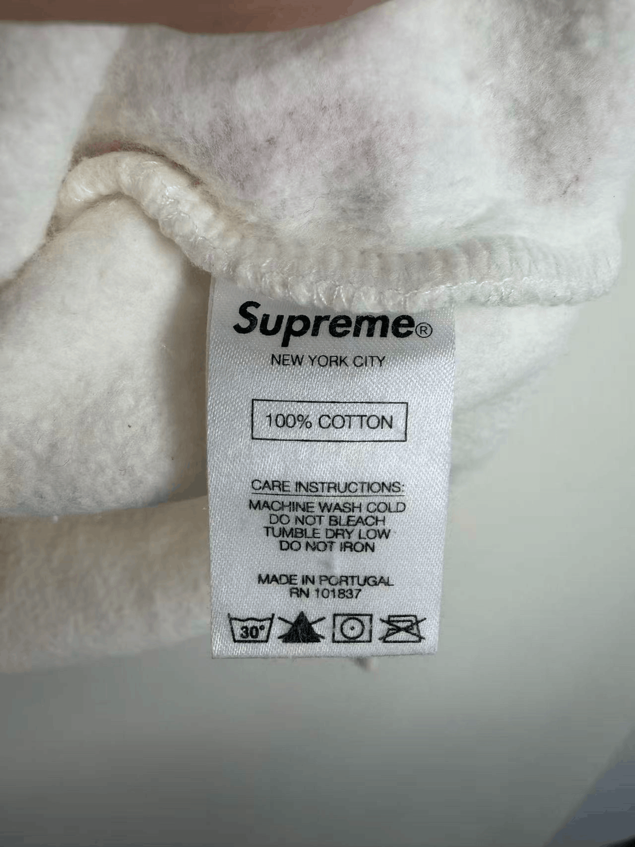 Supreme Supreme Red White Logo Sweatshirt Size US L / EU 52-54 / 3 - 3 Thumbnail