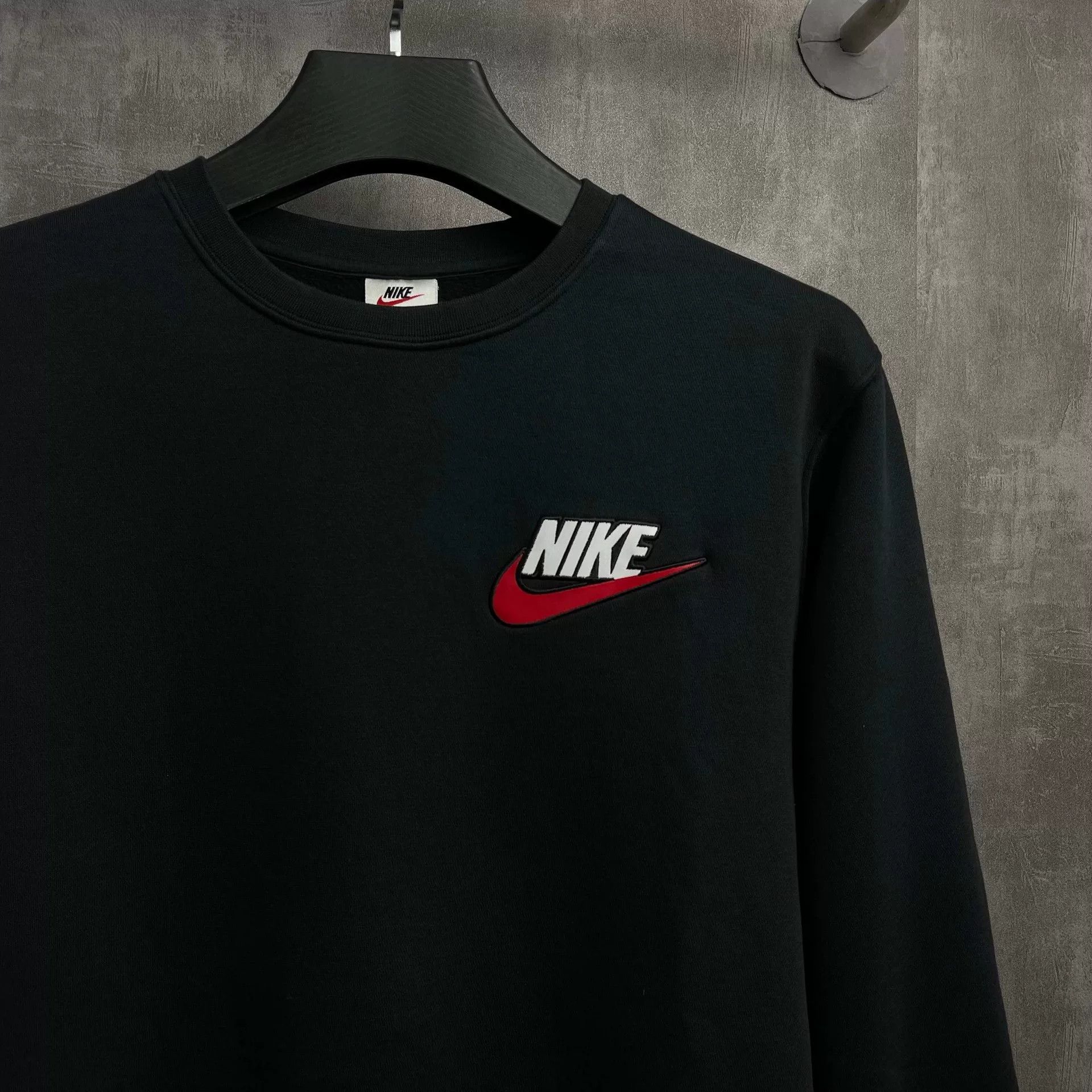 Supreme Supreme Nike Crewneck Logo Sweatshirt Size US L / EU 52-54 / 3 - 2 Thumbnail