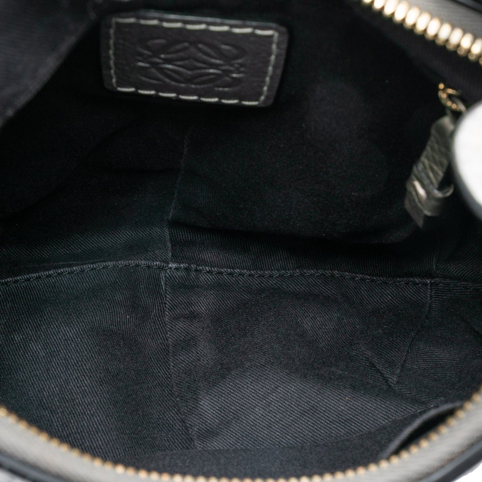 Loewe Anagram Canvas New Road Hobo Size ONE SIZE - 4 Thumbnail