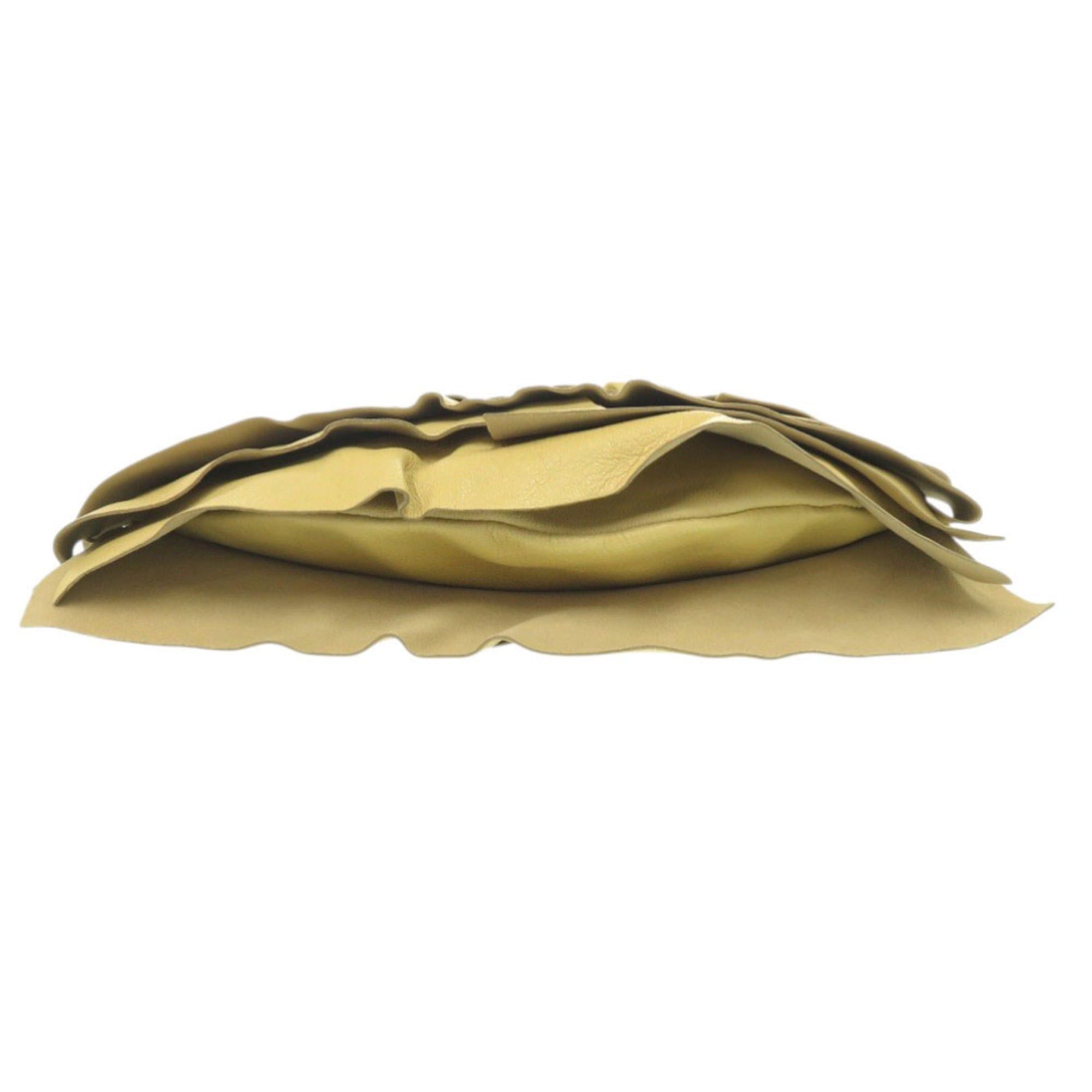 Yves Saint Laurent Excellent condition Yves Saint Laurent Saint-Tropez 122245 Leather Yellow Handbag 1717 YVES SAINT LAURENT Size ONE SIZE - 4 Thumbnail