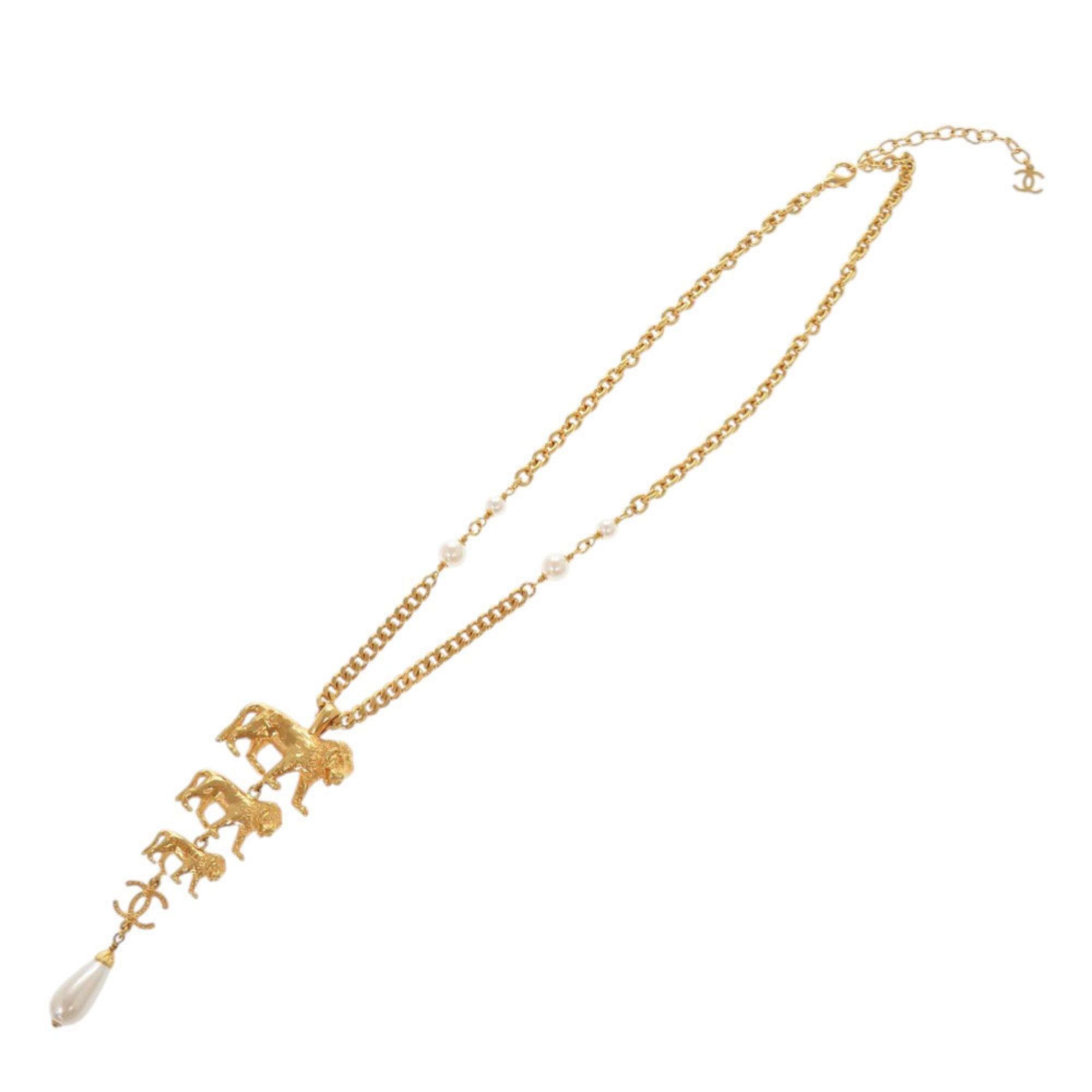 Chanel Excellent condition Chanel Coco Mark Lion Metal Faux Pearl Gold Necklace 1577CHANEL Size ONE SIZE - 4 Thumbnail