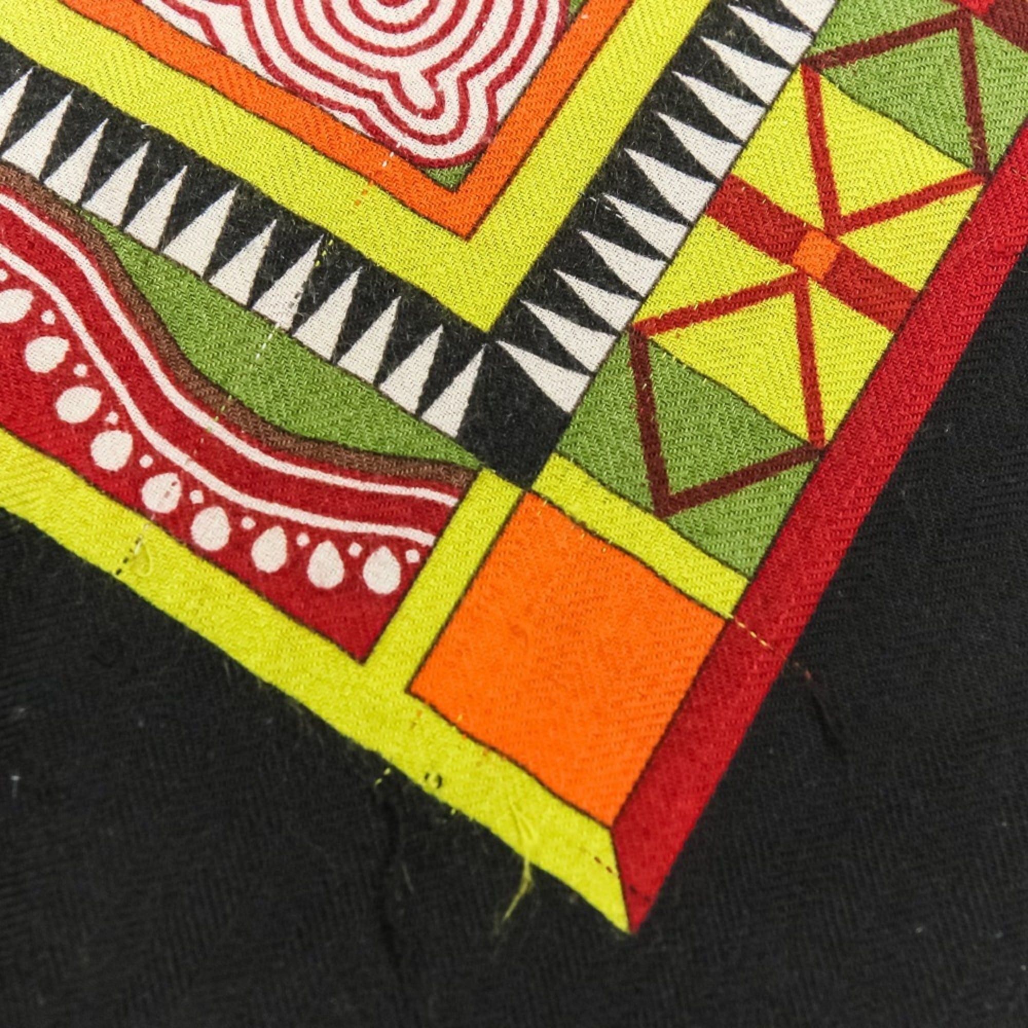 Hermes HERMES CENT PLIS DES MIAO Carre Geant 140 Cashmere Silk Large Shawl Stole Black Red Women's Size ONE SIZE - 13 Thumbnail