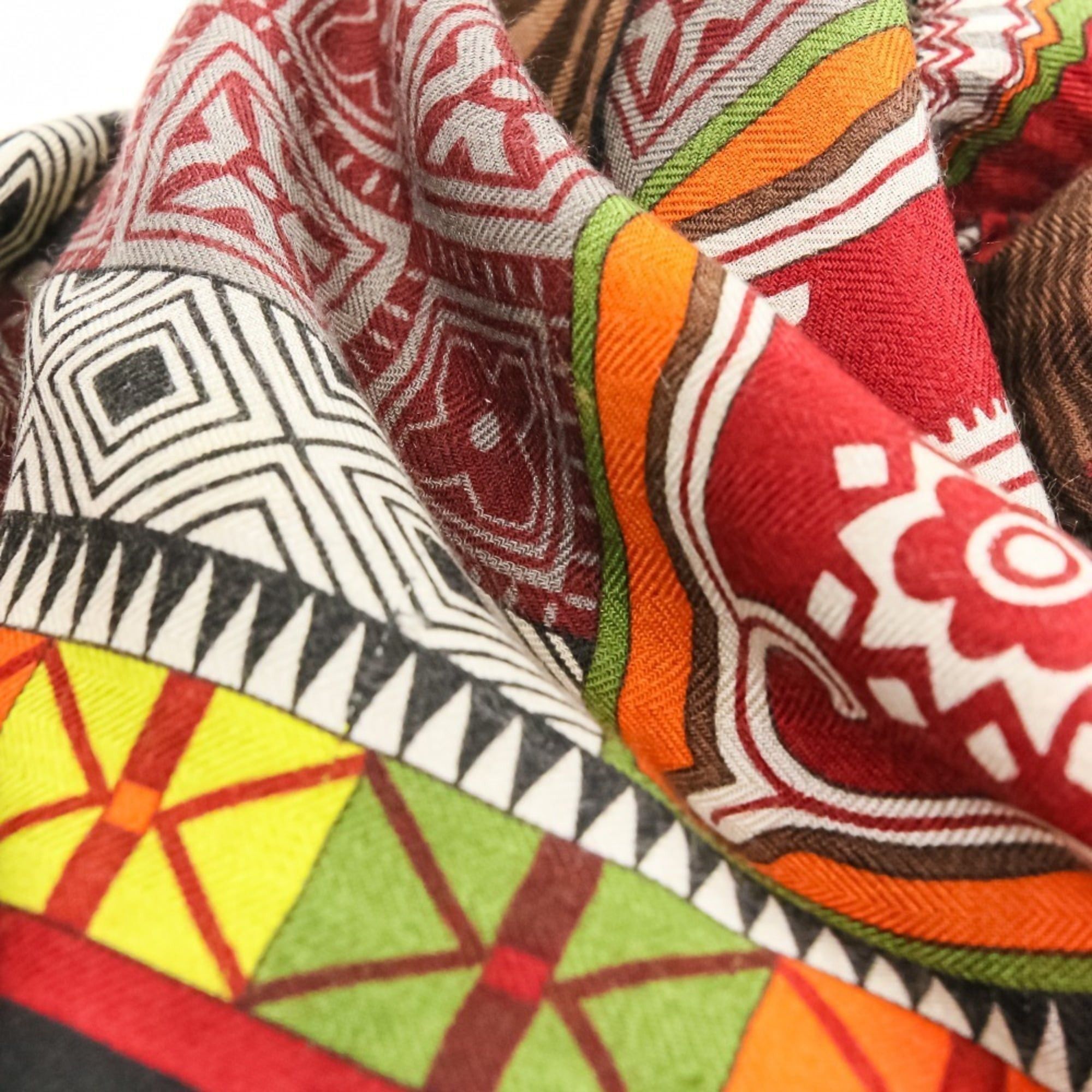 Hermes HERMES CENT PLIS DES MIAO Carre Geant 140 Cashmere Silk Large Shawl Stole Black Red Women's Size ONE SIZE - 8 Thumbnail