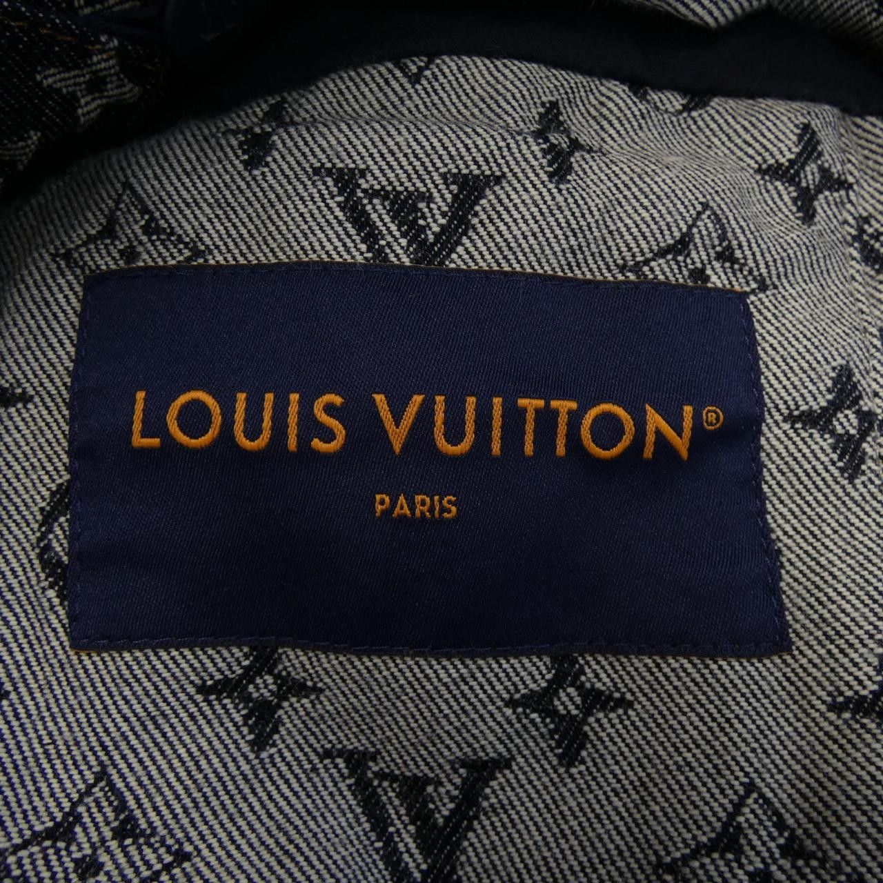 Louis Vuitton Louis Vuitton Louis Vuitton Monogram Jacquard Denim Jacket Textile Outerwear HRA79WUZD DUTY FREE for USA Size ONE SIZE - 4 Thumbnail