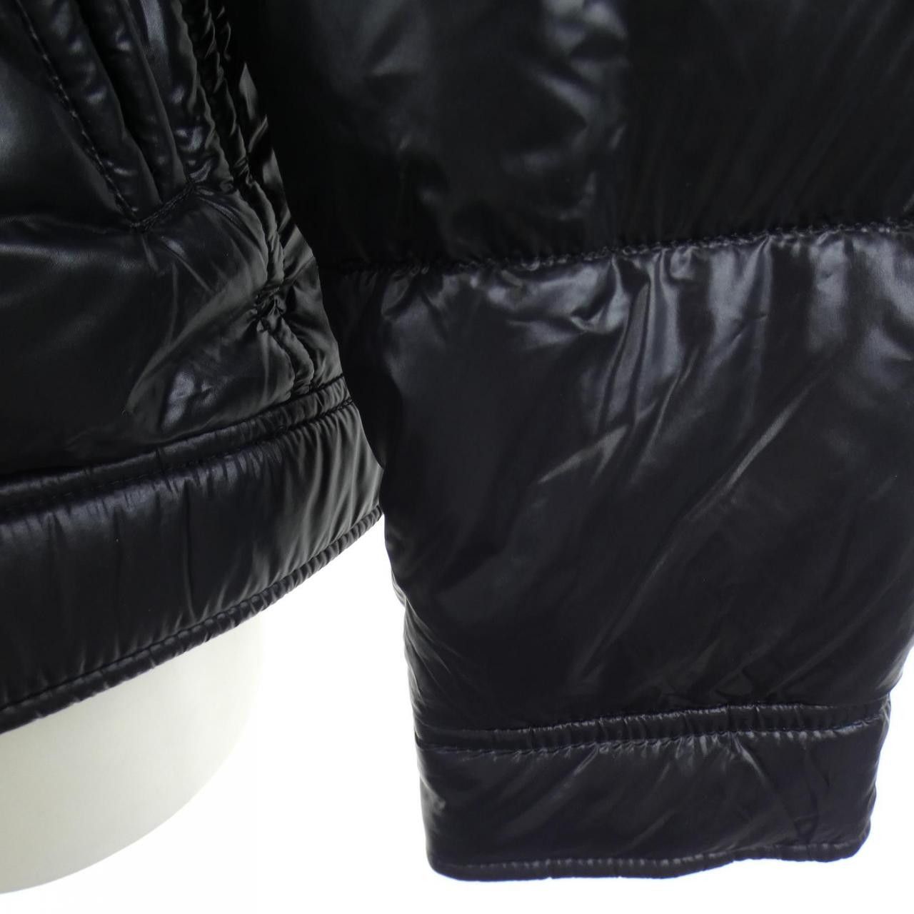 Prada Prada Prada Down Jacket Textile Outerwear SGB608R142AR0 DUTY FREE for USA Size ONE SIZE - 6 Thumbnail