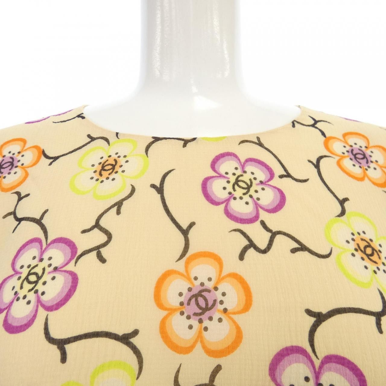 Chanel Chanel Chanel Silk Top Textile Tops P17976V10047 DUTY FREE for USA Size ONE SIZE - 5 Thumbnail