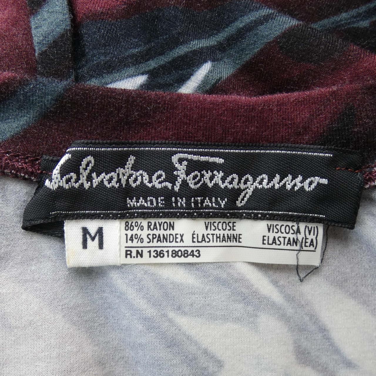 Salvatore Ferragamo Salvatore Ferragamo Salvatore Ferragamo Vintage T Shirt Textile T-Shirts DUTY FREE for USA Size ONE SIZE - 3 Thumbnail