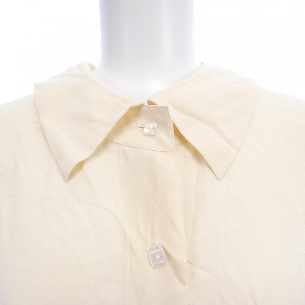 Chanel Chanel Chanel Silk Short Sleeve Shirt Textile Tops P15804V0697300S DUTY FREE for USA Size ONE SIZE - 5 Thumbnail