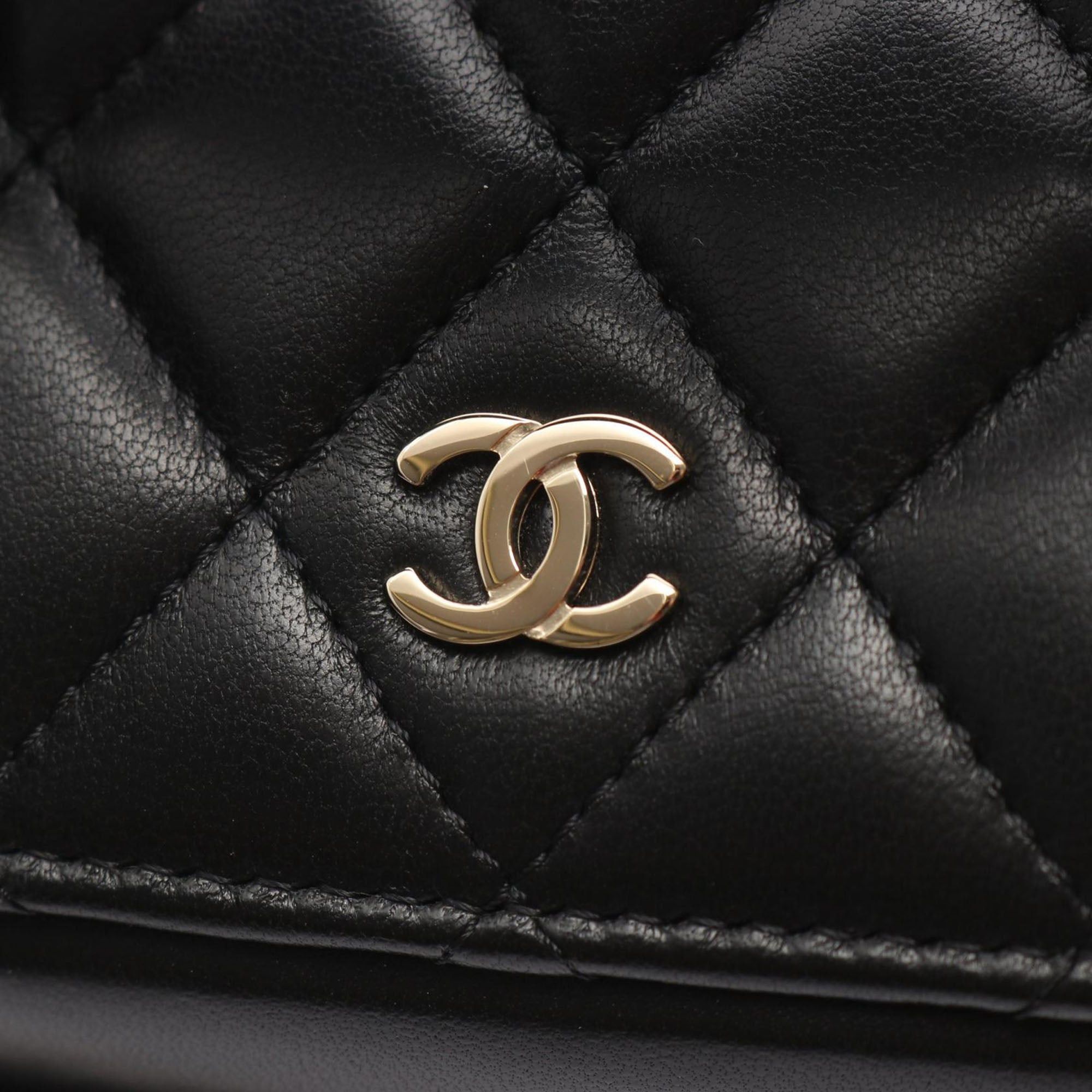 Chanel CC Quilted Lambskin Vanity Bag Size ONE SIZE - 6 Thumbnail