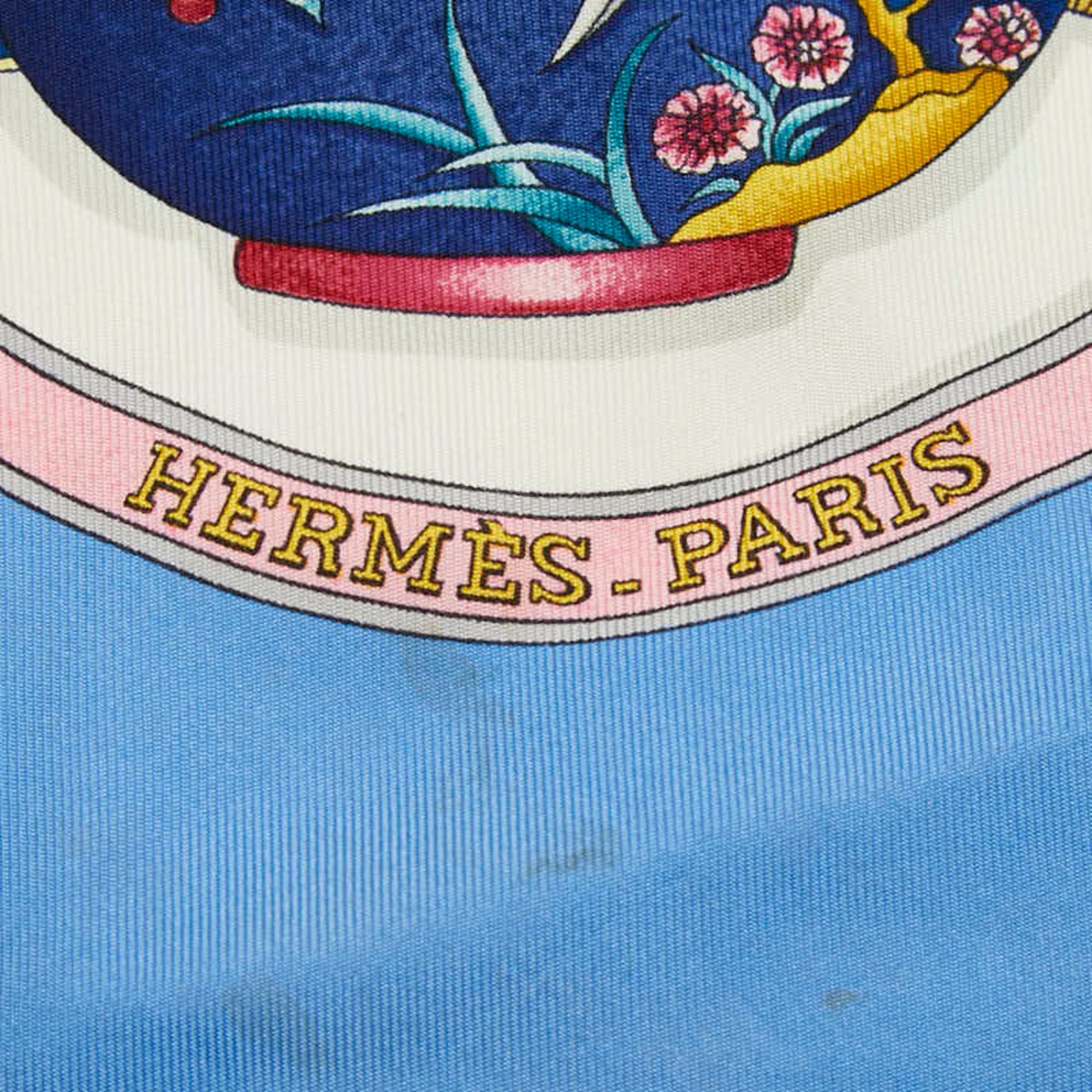 Hermes Hermes Carre 90 Qu importe le flacon Perfume Bottle Scarf Muffler Light Blue Multicolor Silk Women's HERMES Size ONE SIZE - 4 Thumbnail