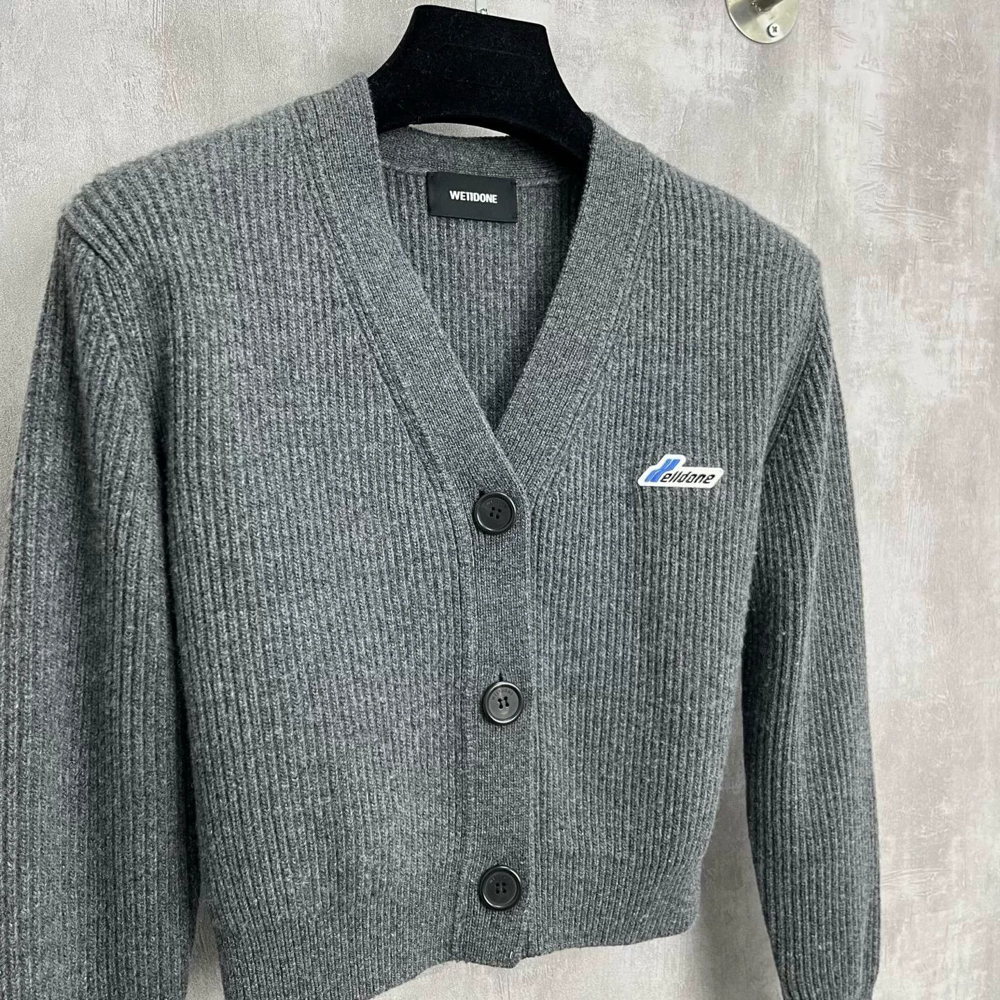 WE11DONE Welldone Gray Embroidered Logo Cardigan Size S / US 4 / IT 40 - 2 Thumbnail