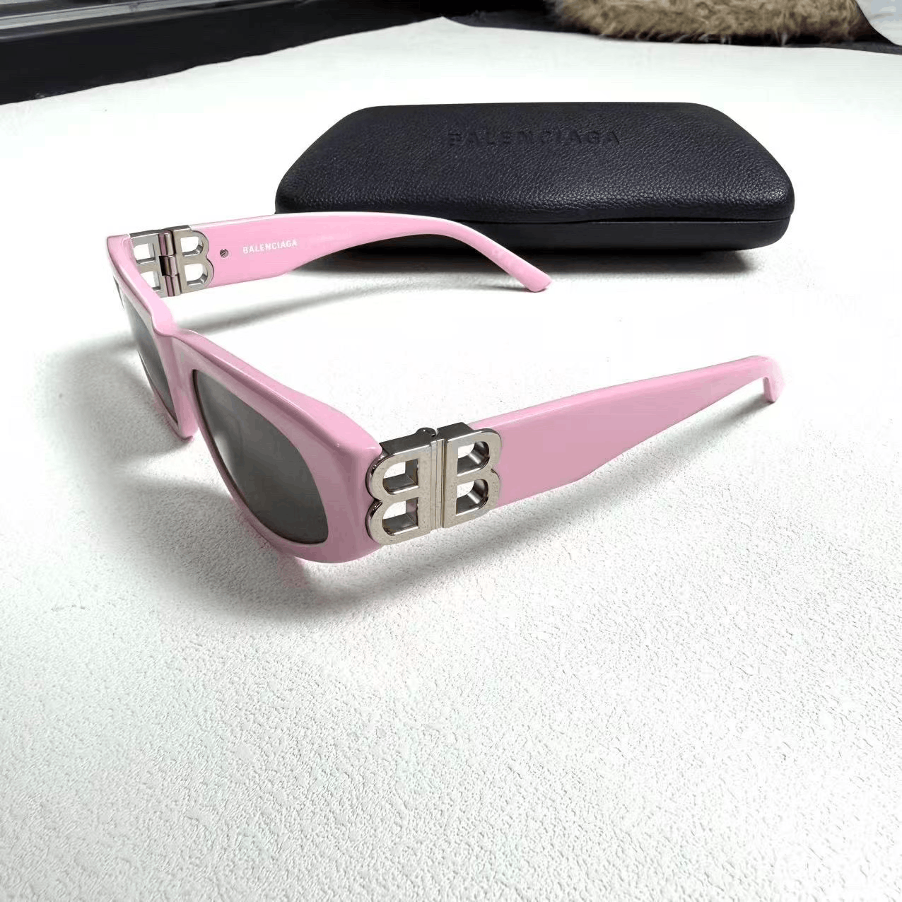 Balenciaga Balenciaga Women's Pink Cat-Eye Sunglasses Size ONE SIZE - 2 Thumbnail