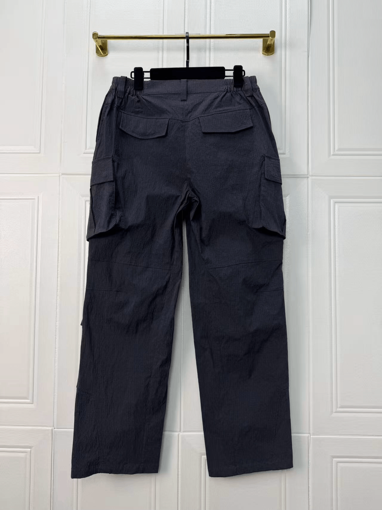 HIDEAWAYS Hide in Hills Distressed Cargo Nylon Pants Size US 26 / EU 42 - 3 Thumbnail