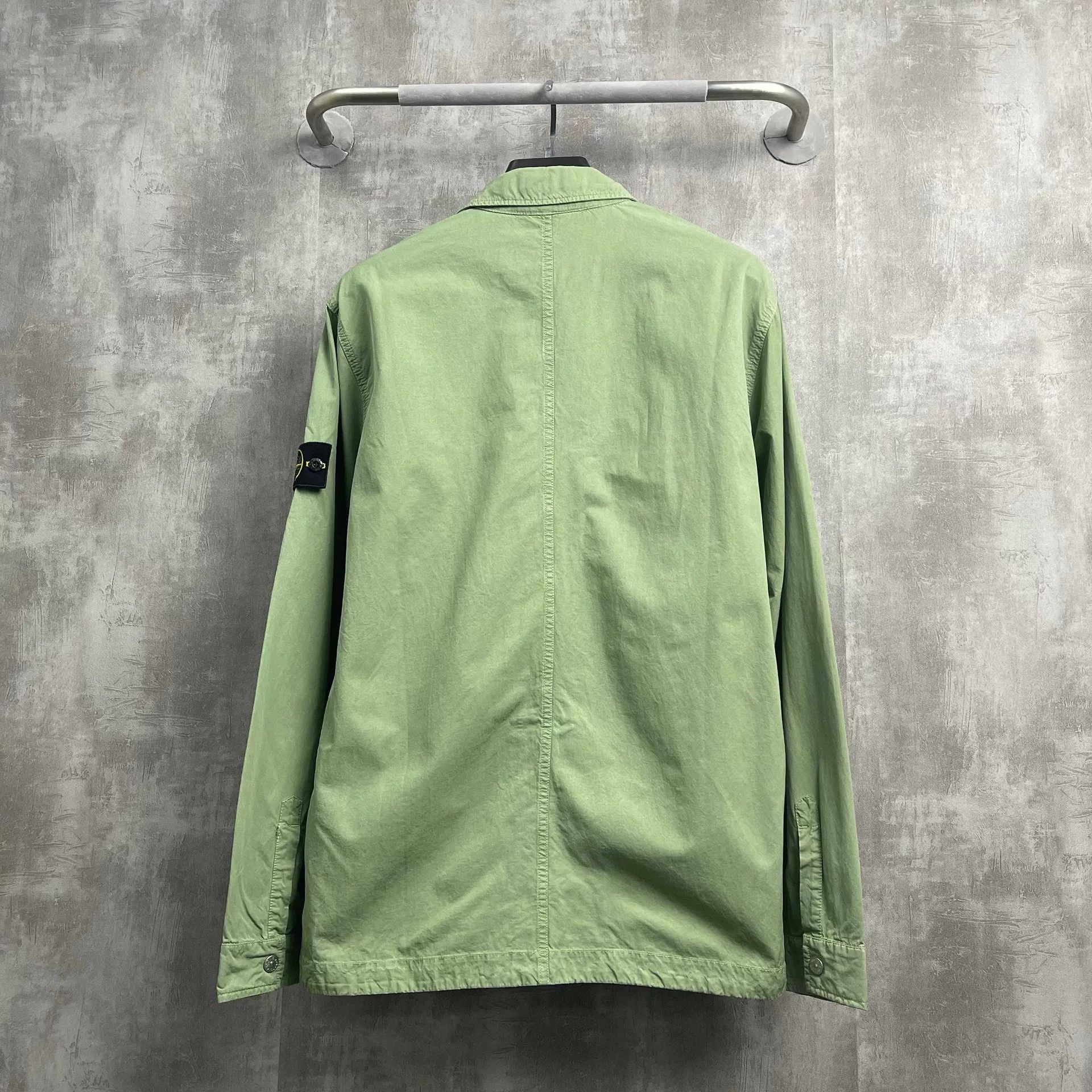 Stone Island Stone Island Classic Badge Poplin Jacket Size US XL / EU 56 / 4 - 3 Thumbnail
