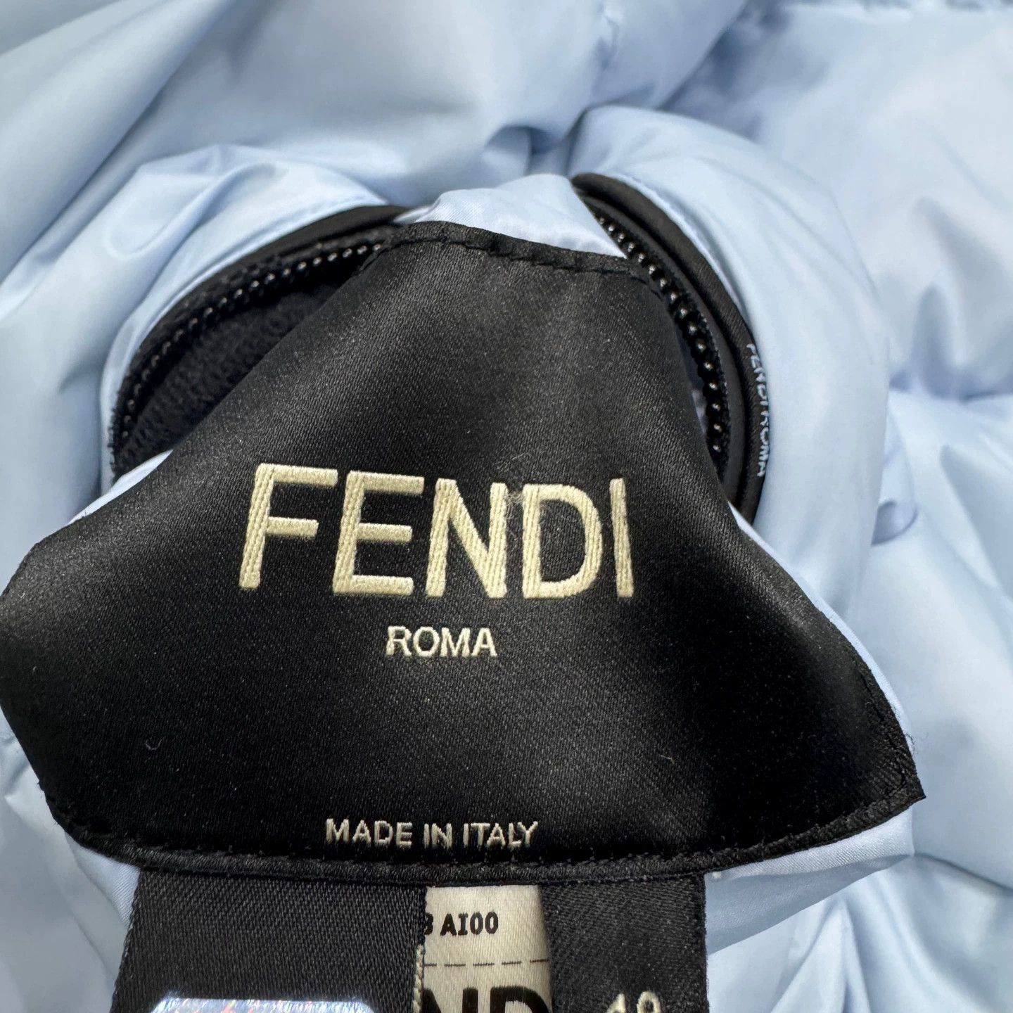 Fendi Black Puffer Jacket with Removable Hood - Size M Size US M / EU 48-50 / 2 - 2 Thumbnail