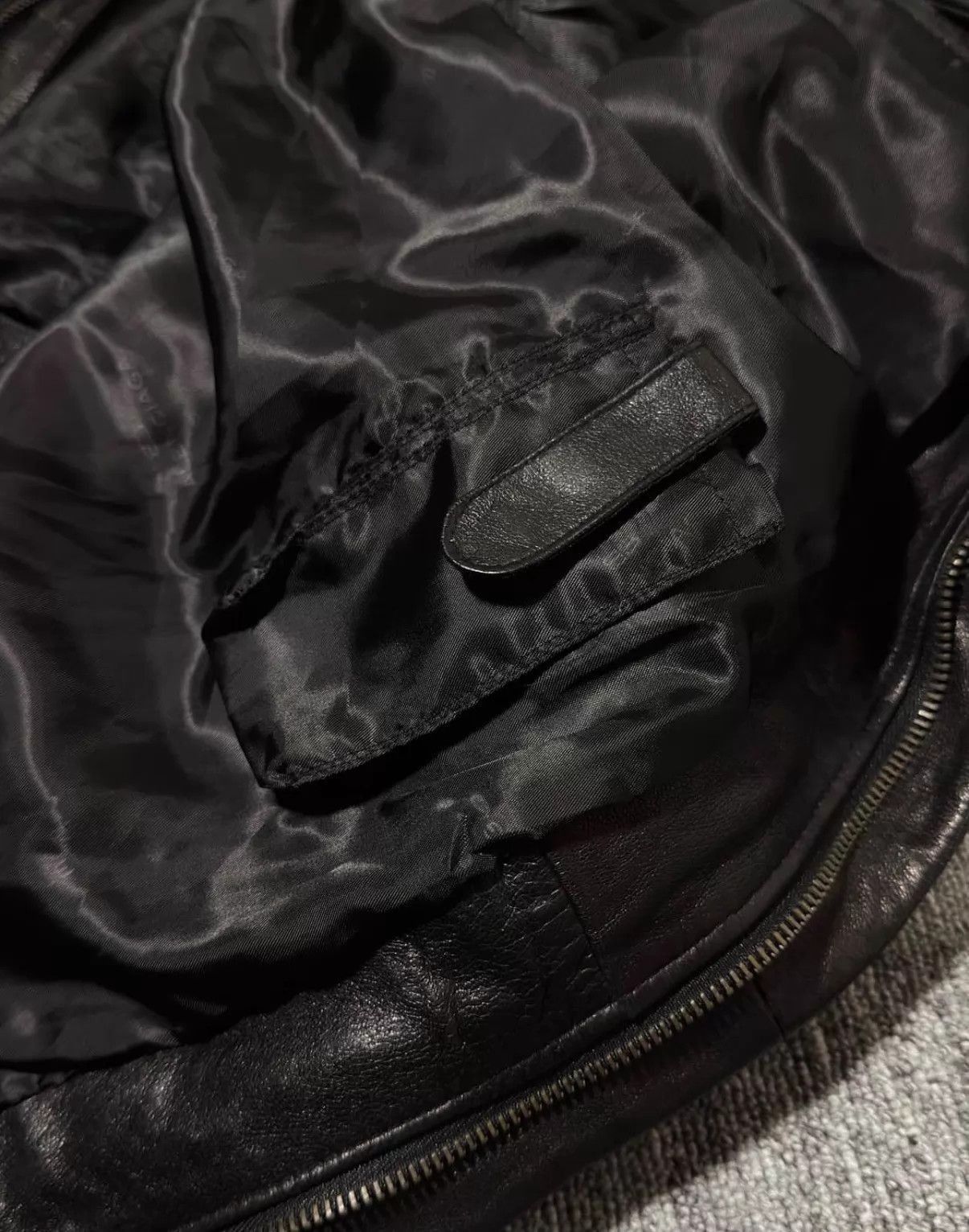 Balenciaga Black Leather Jacket with Zip Closure and Pockets - Size L Size US L / EU 52-54 / 3 - 3 Thumbnail