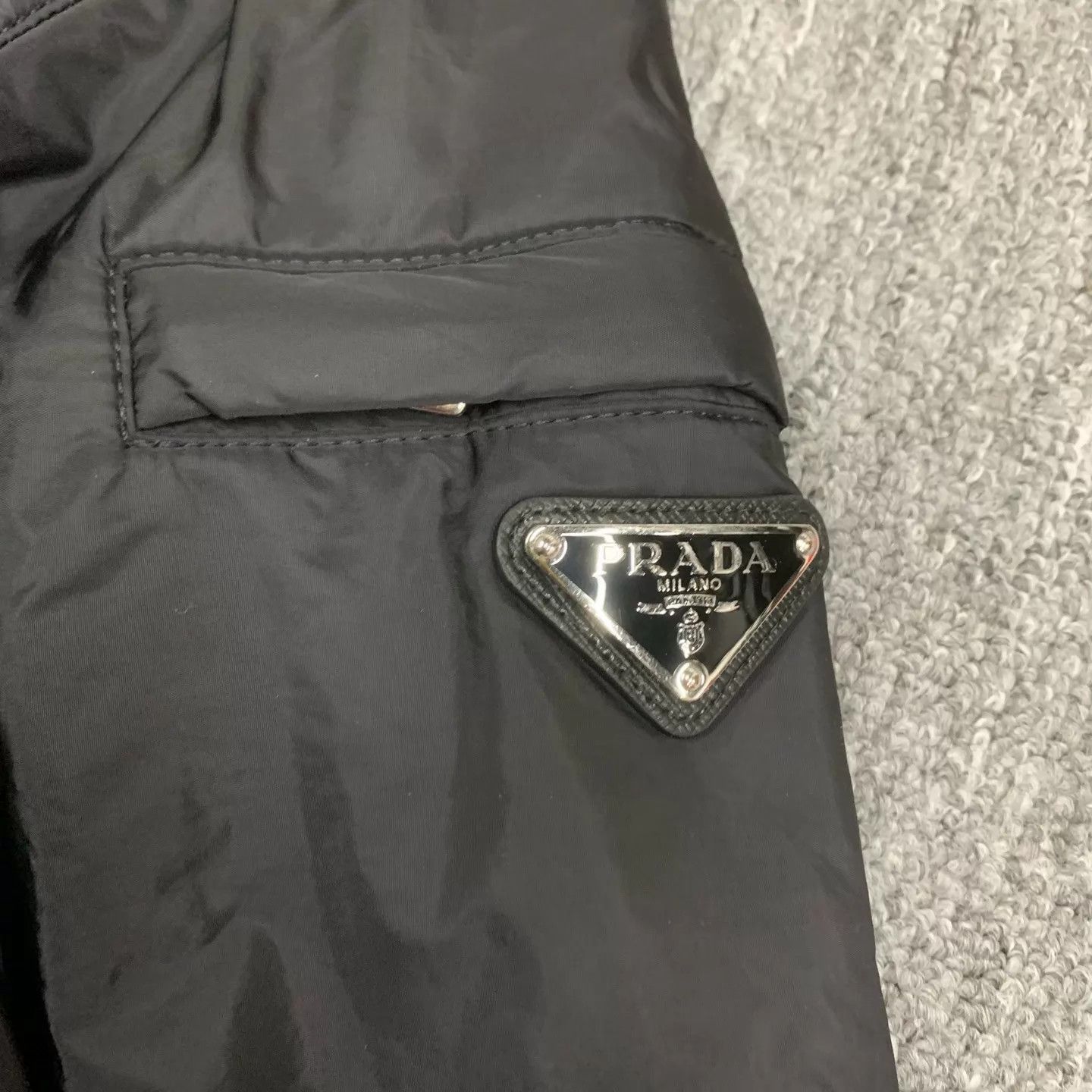 Prada Black Hooded Lightweight Jacket Size S Size US S / EU 44-46 / 1 - 7 Thumbnail