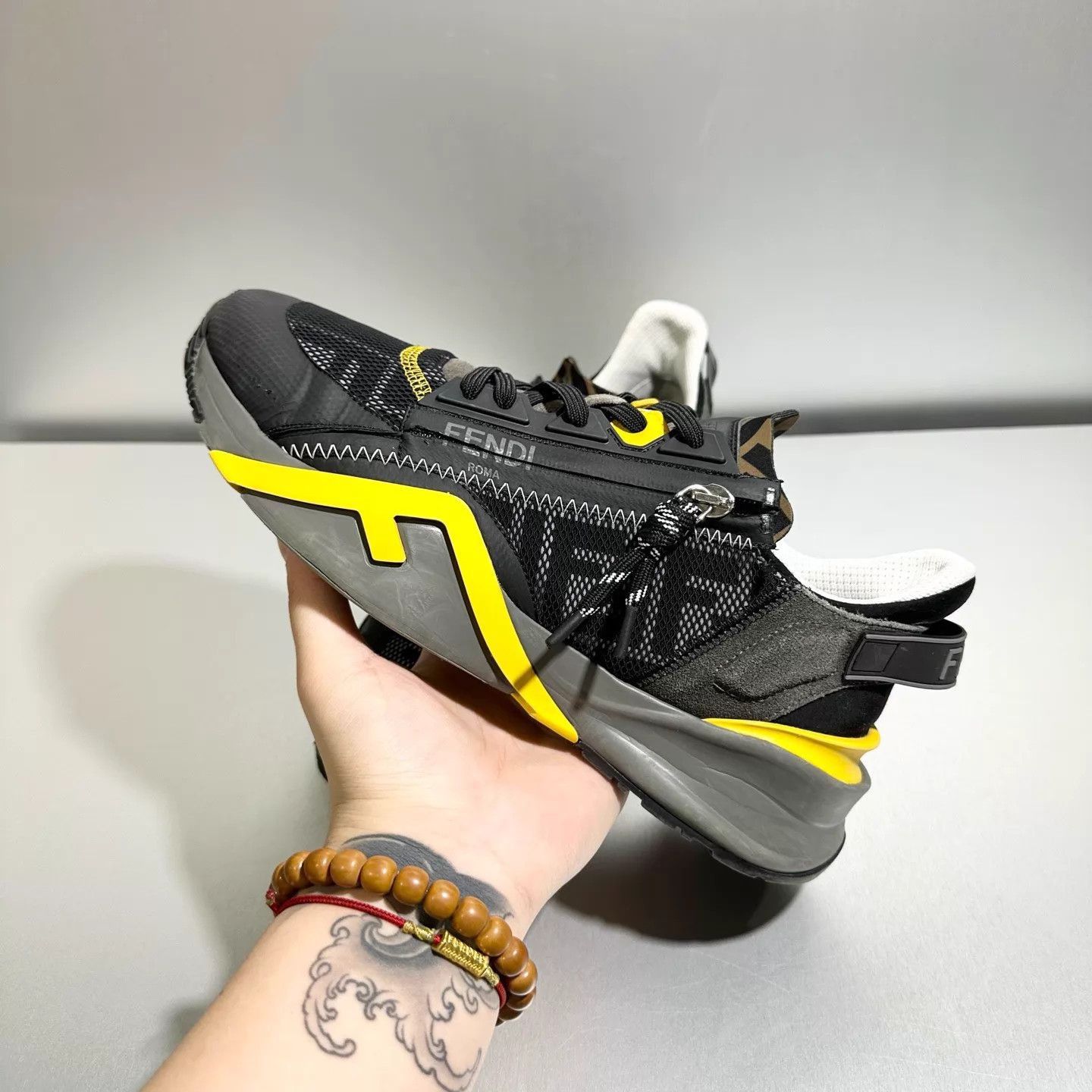 Fendi Multi Color Lowtop Sneakers Size 8 Size US 8 / EU 41 - 9 Thumbnail