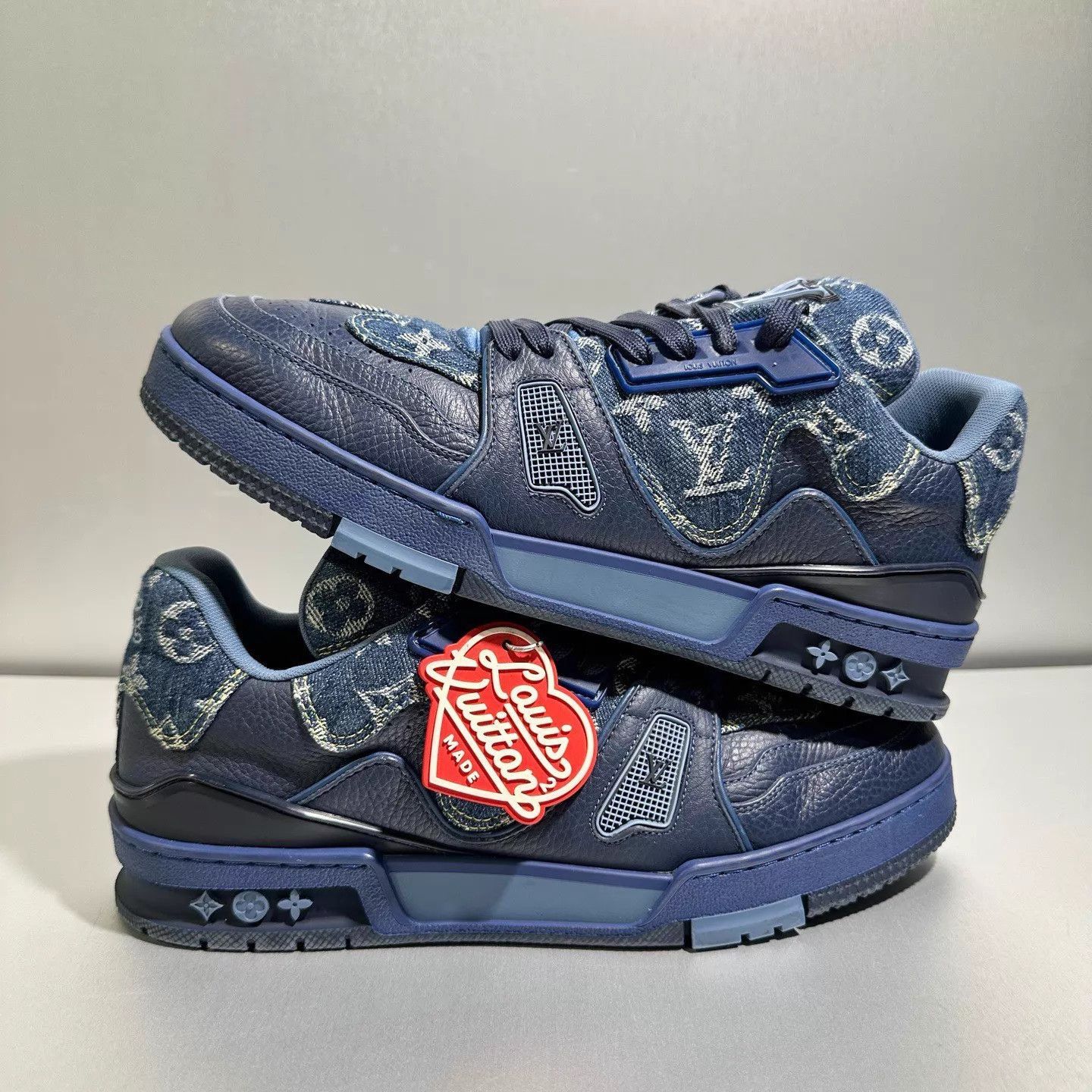 Louis Vuitton Blue Low-Top Sneakers with Pattern Size US 8.5 / EU 41-42 - 3 Thumbnail