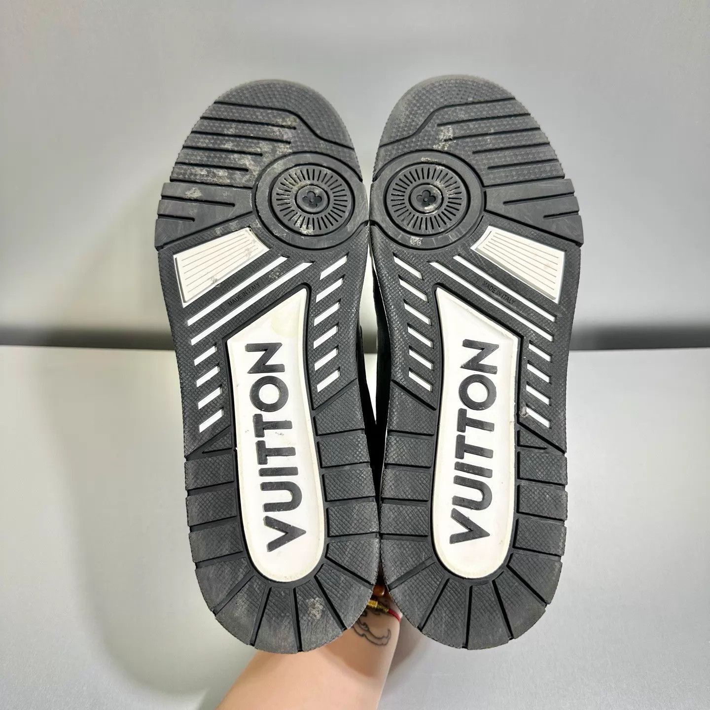Louis Vuitton Multi Color Low-Top Sneakers Size US 11 / EU 44 - 7 Thumbnail