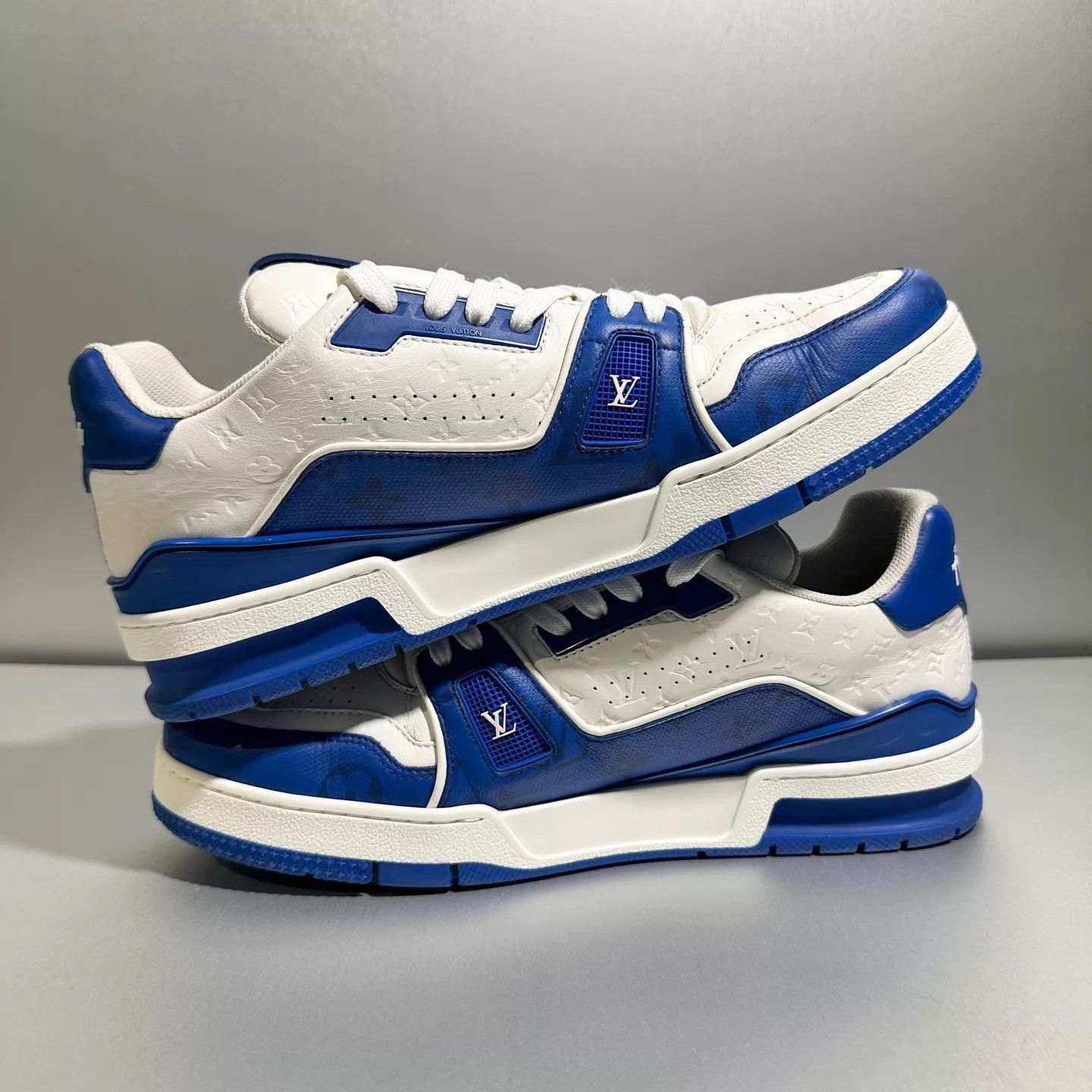 Louis Vuitton Blue and White Low Top Sneakers Size 8.5 Size US 8.5 / EU 41-42 - 4 Thumbnail