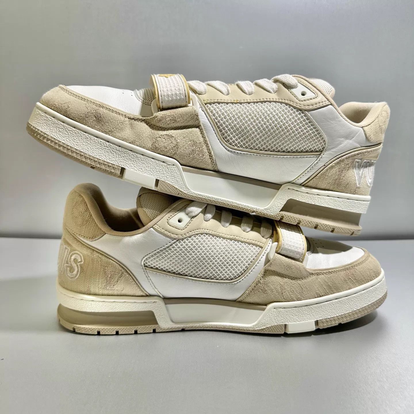 Louis Vuitton Beige Low-Top Sneakers Size 9 Size US 9 / EU 42 - 4 Thumbnail