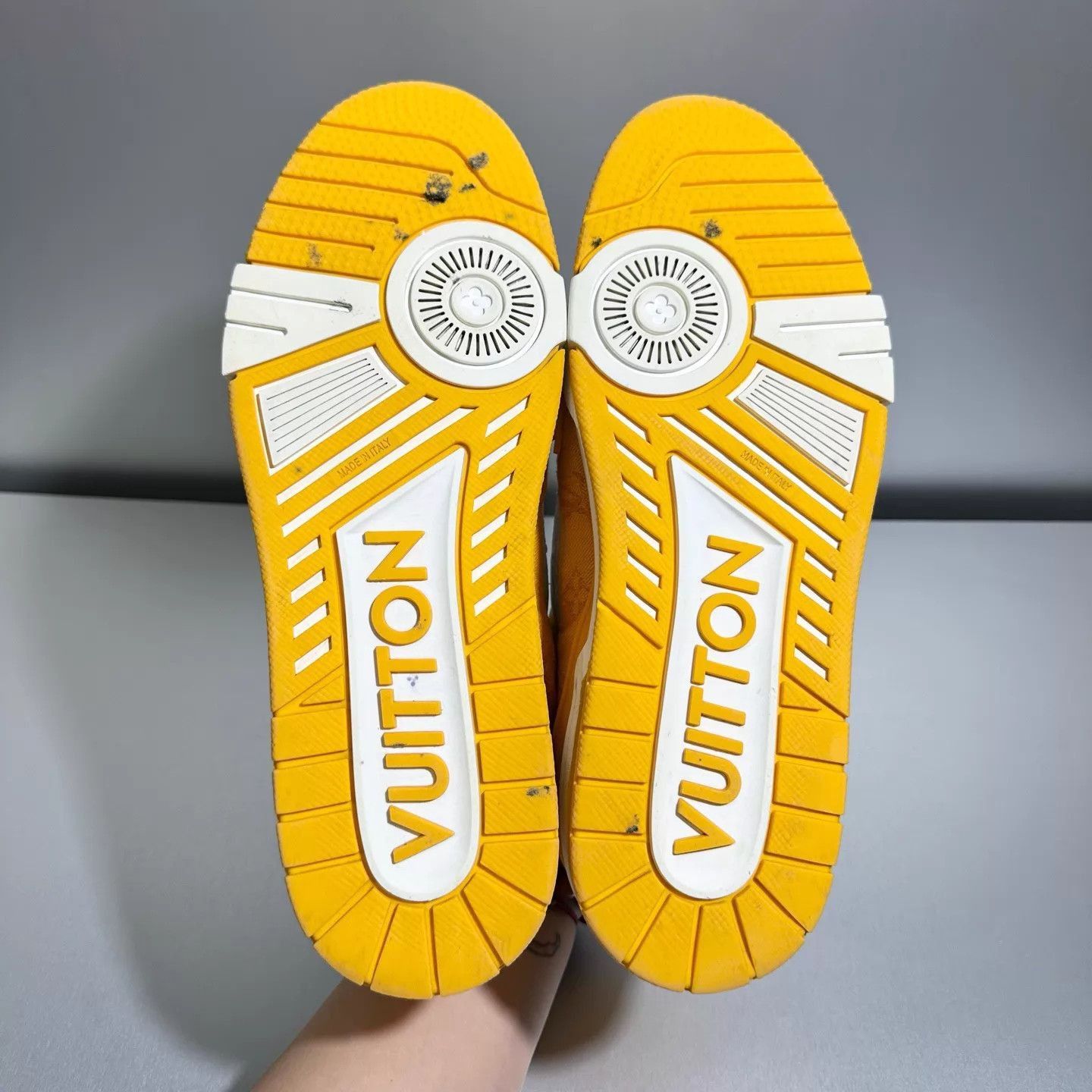 Louis Vuitton Yellow Low-Top Sneakers Size 9 Size US 9 / EU 42 - 7 Thumbnail