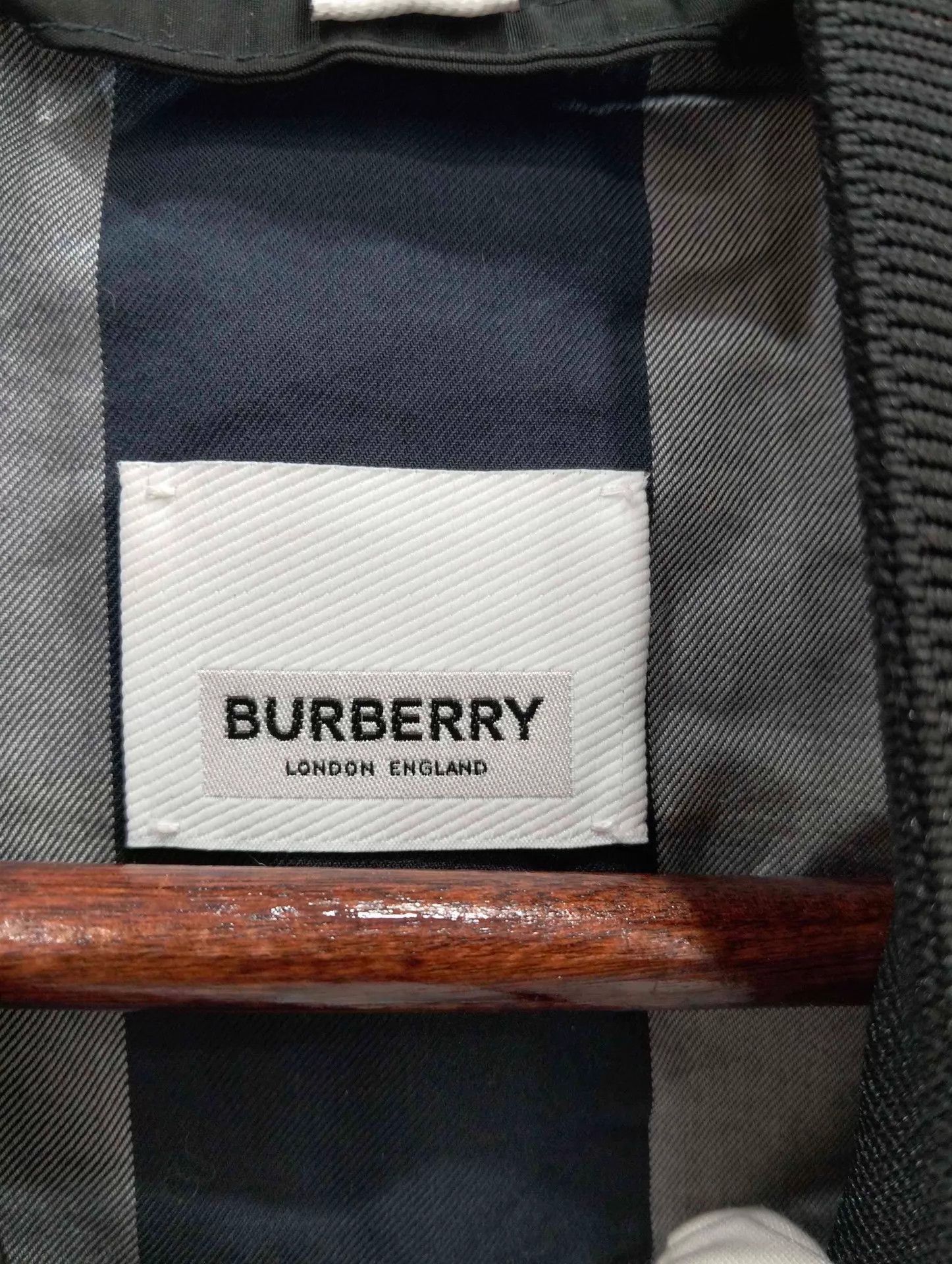 Burberry Black Bomber Jacket with Zip Closure - Size M Size US M / EU 48-50 / 2 - 4 Thumbnail