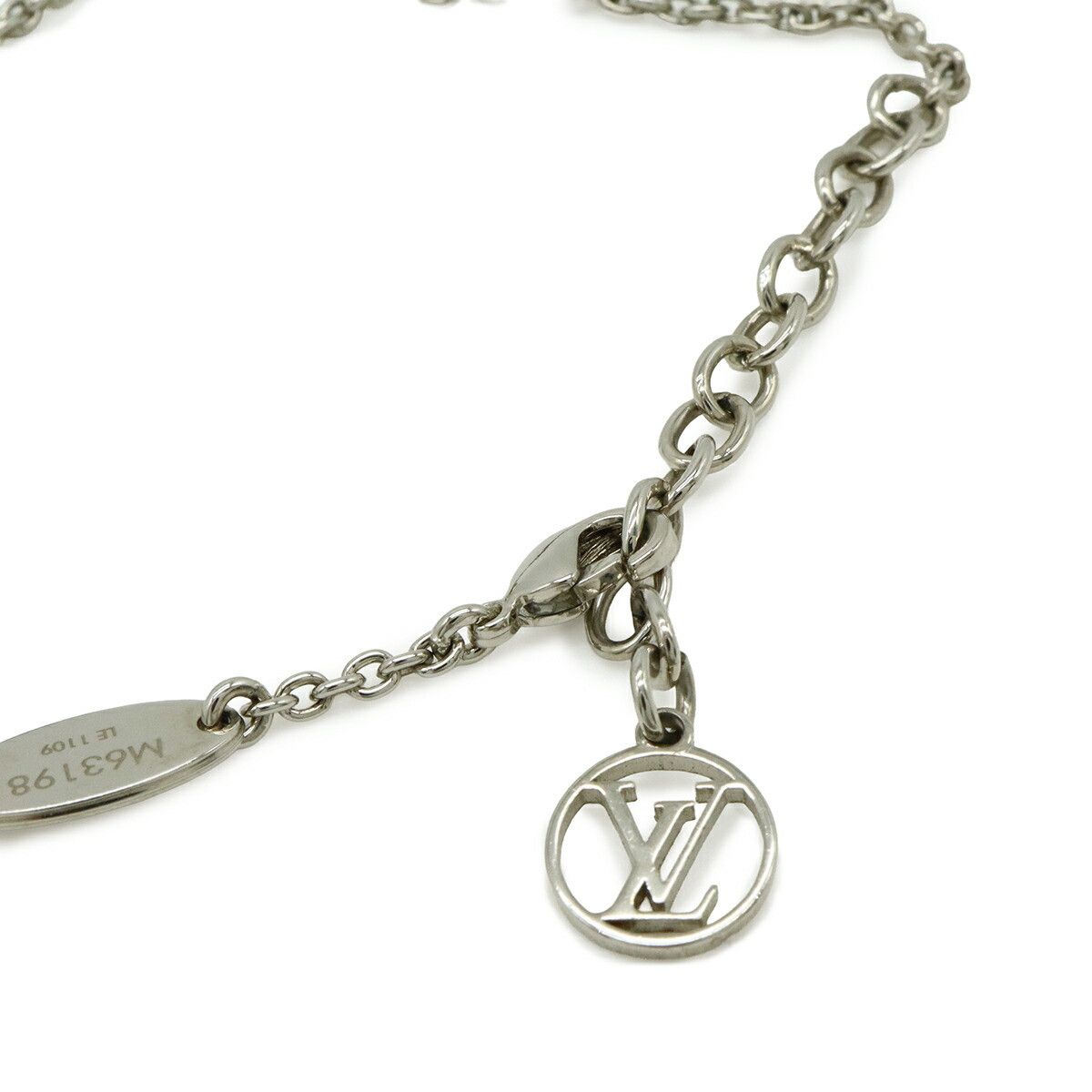 Louis Vuitton Louis Vuitton Louis Vuitton Essential V LV Circle Bracelet Metal Bracelet M63198 DUTY FREE for USA Size ONE SIZE - 3 Thumbnail