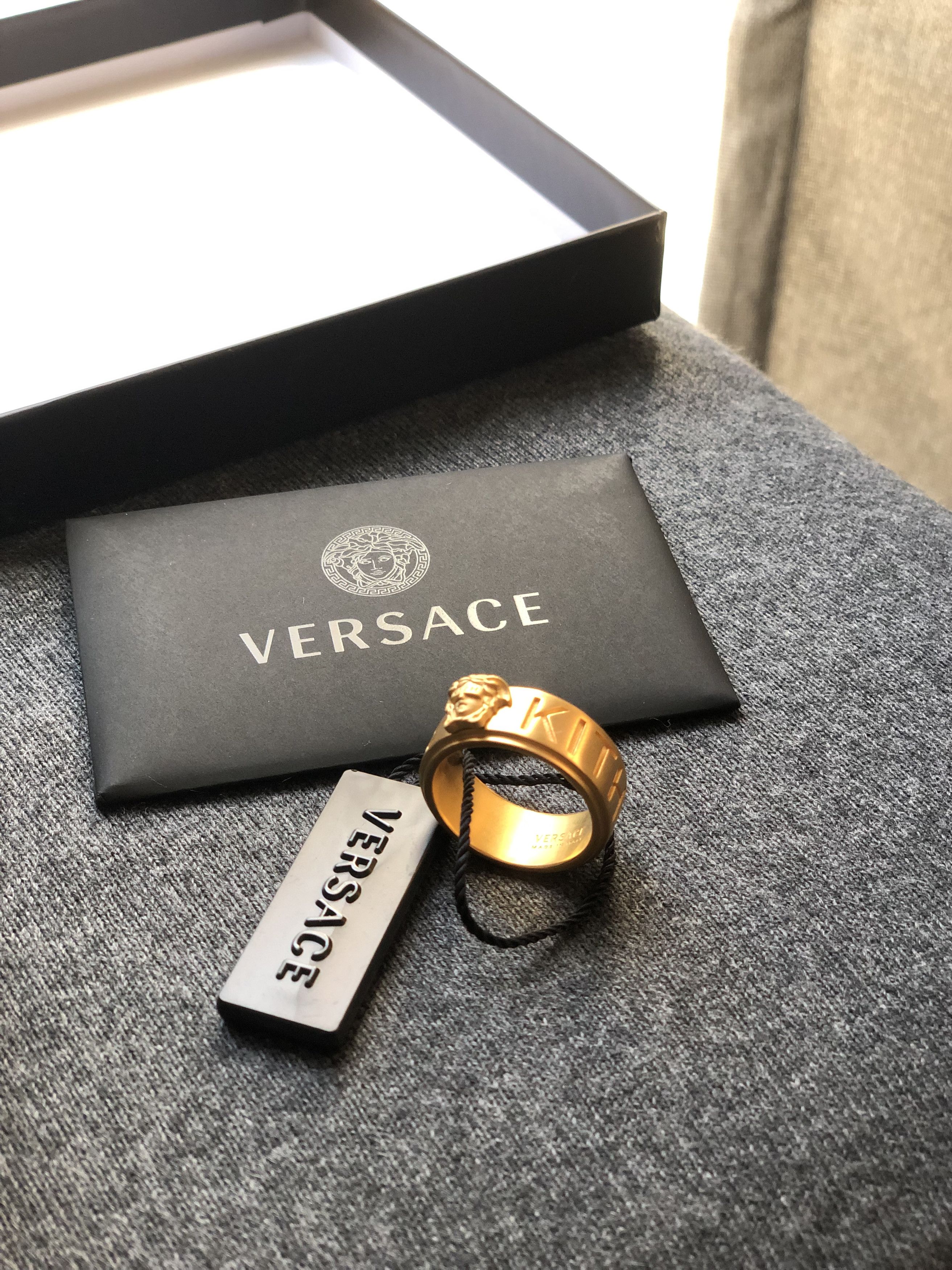 Kith versace ring best sale