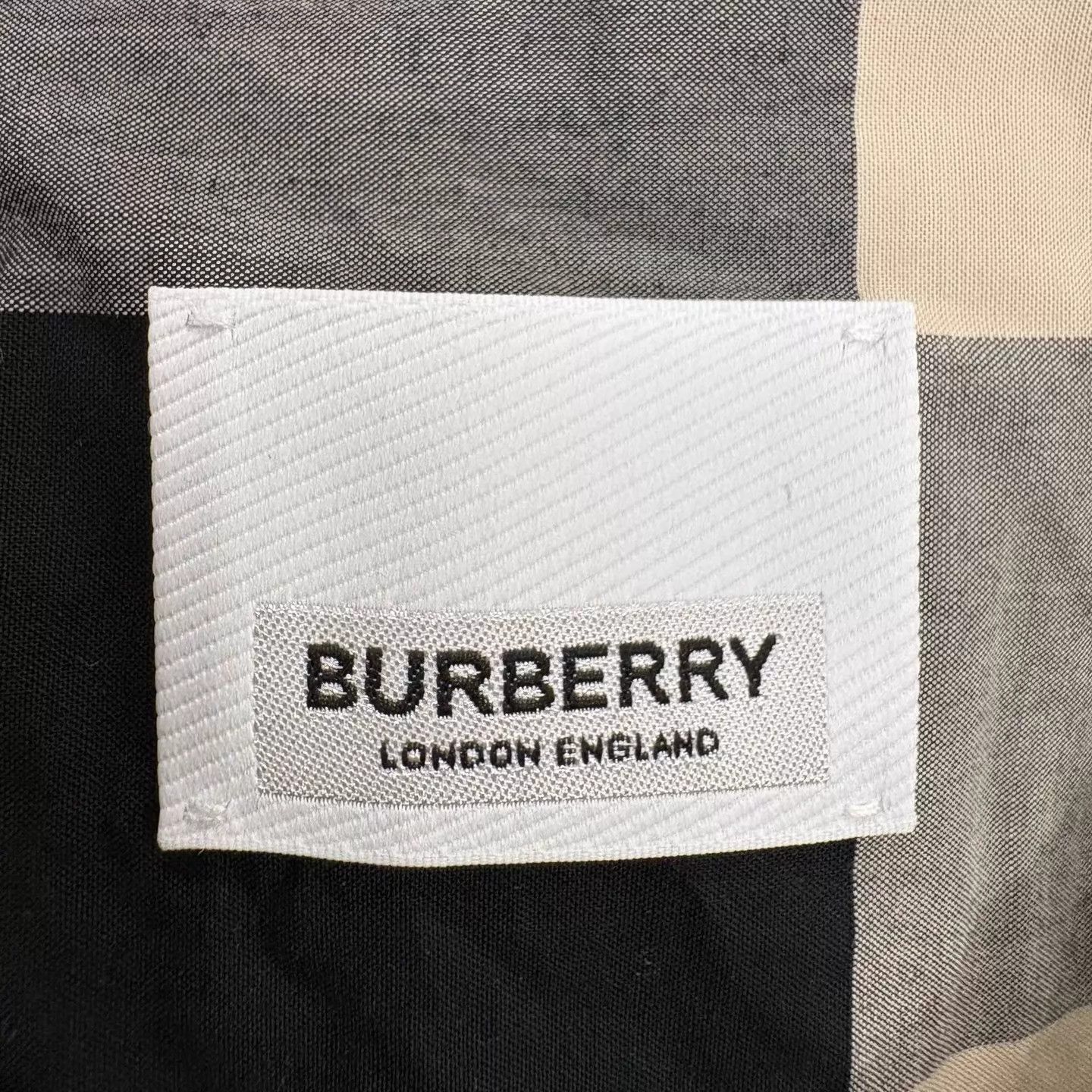 Burberry Multi Checkered Long Sleeve Button-Up Shirt Size US M / EU 48-50 / 2 - 3 Thumbnail