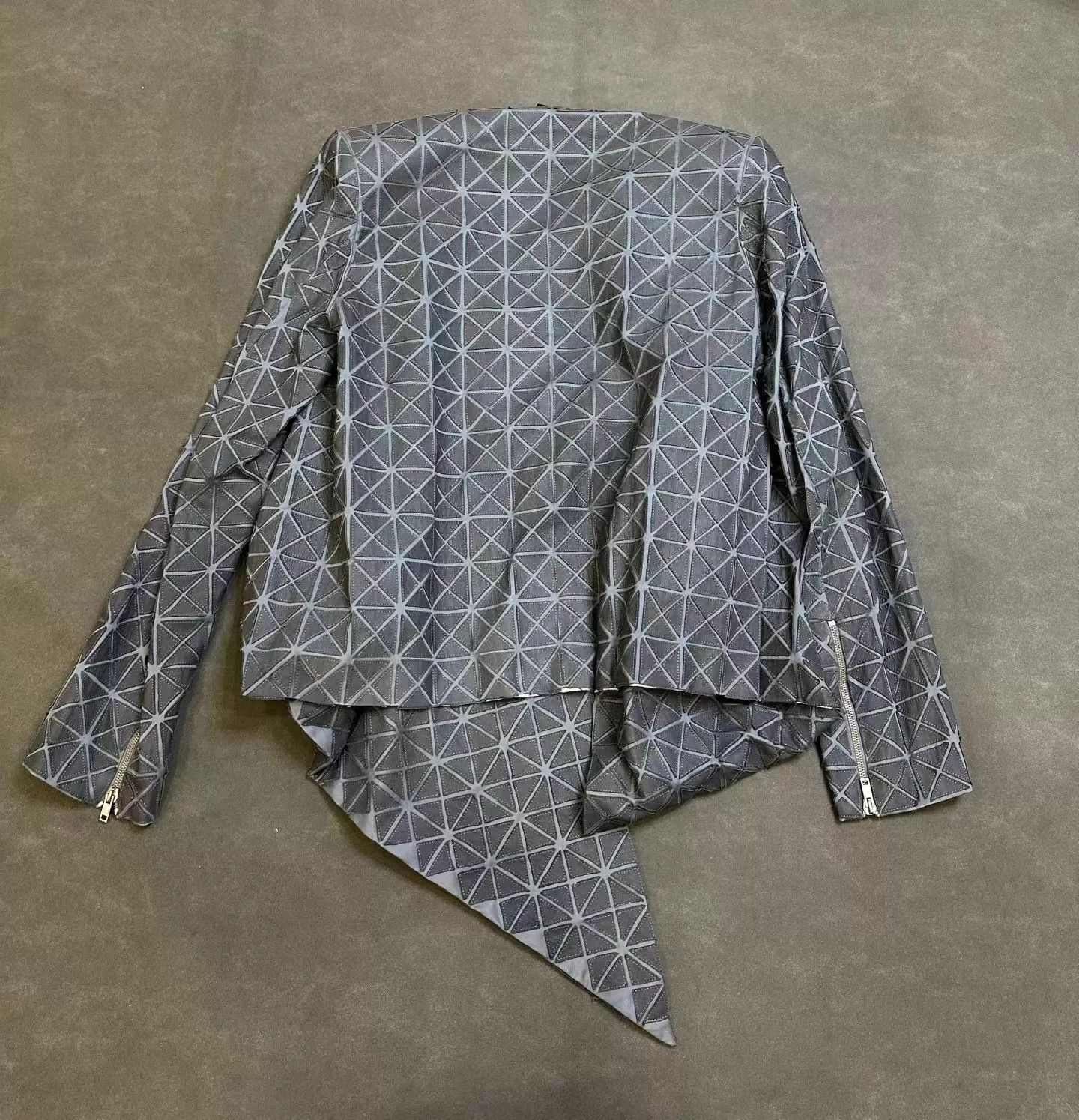 Gareth Pugh Gray Geometric Pattern Wrap Front Jacket Size S Size US S / EU 44-46 / 1 - 2 Thumbnail