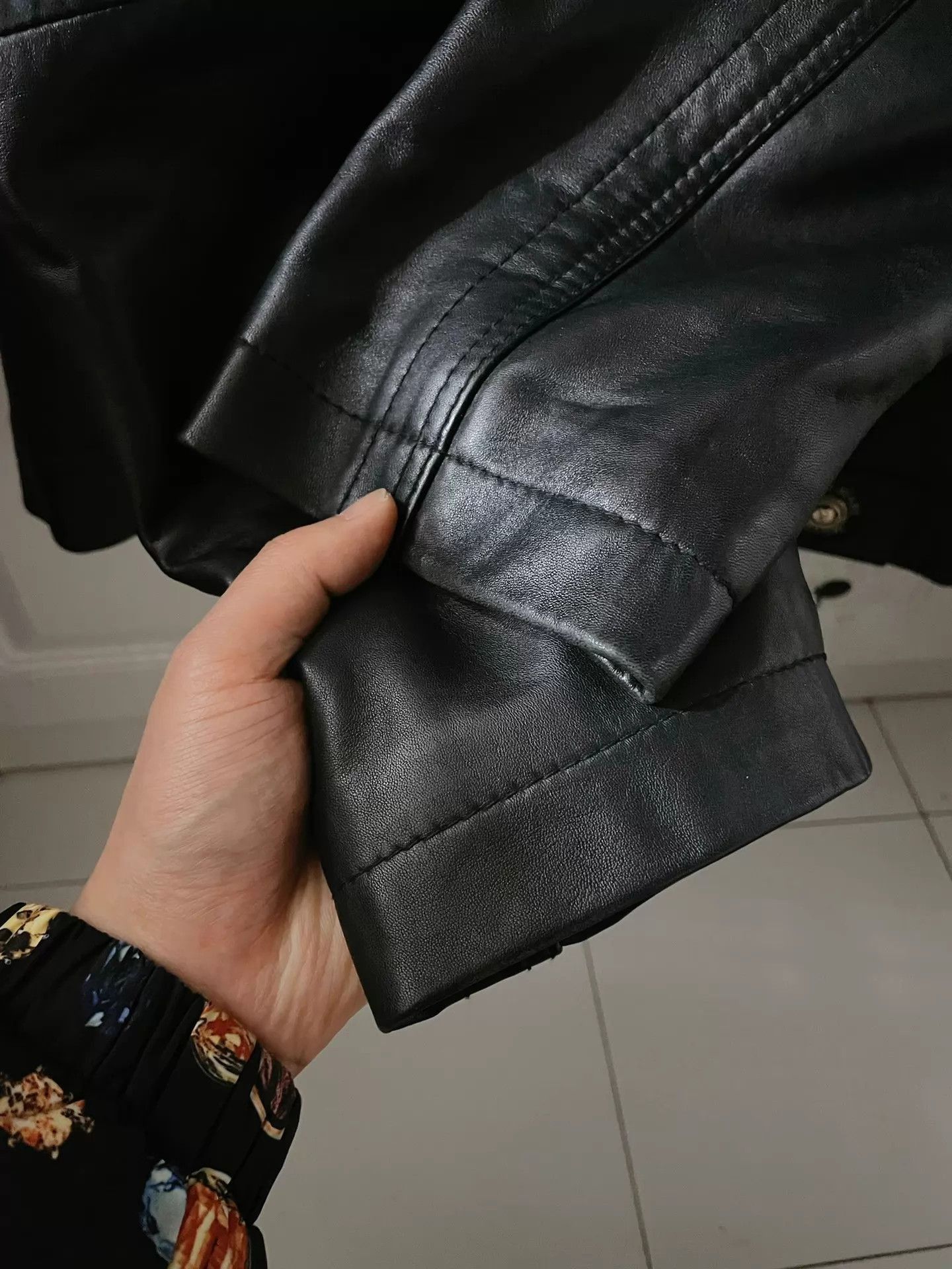 Versace Black Leather Biker Jacket Size L Size US L / EU 52-54 / 3 - 6 Thumbnail
