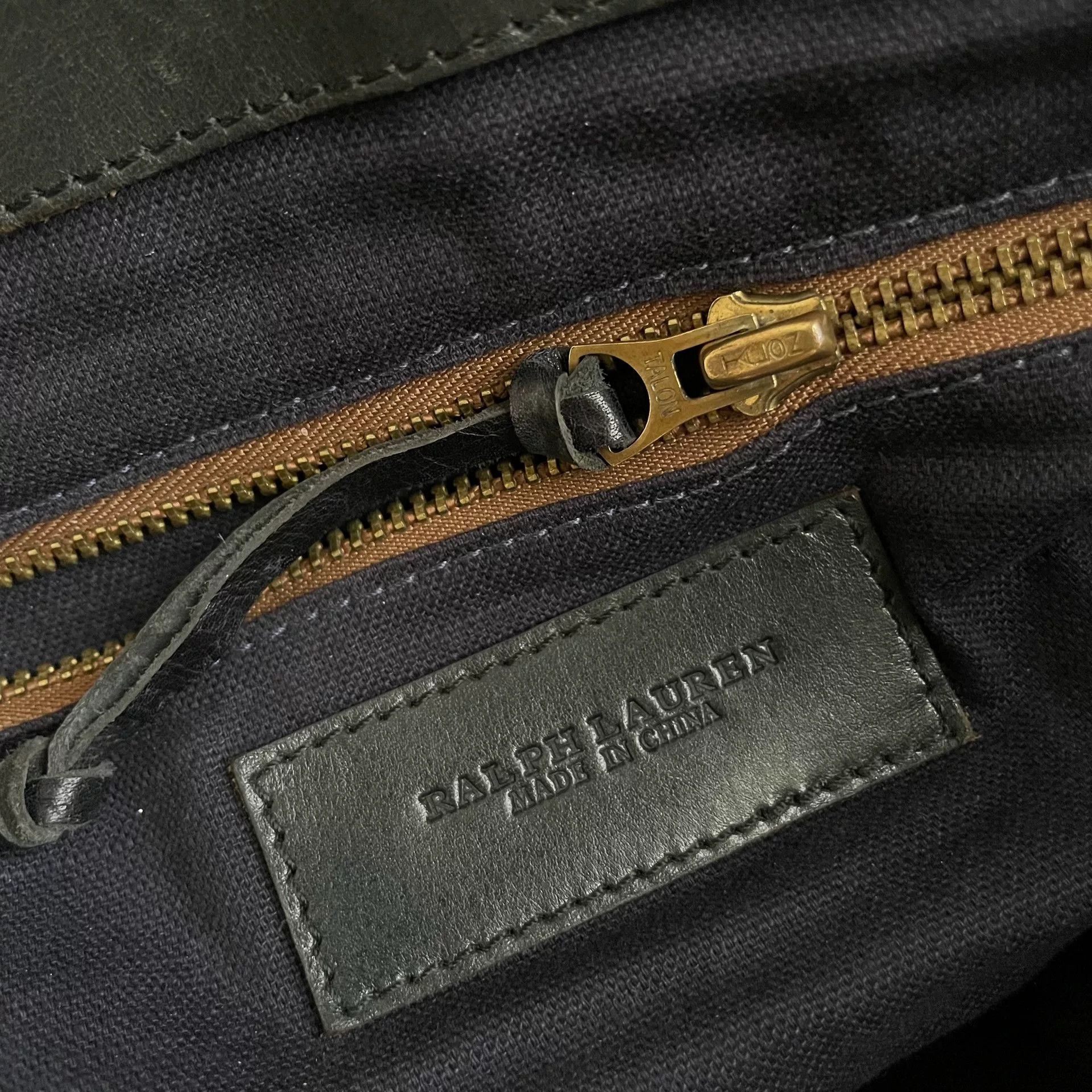 Ralph Lauren Purple Label Ralph Lauren Purple Label Waxed Leather Shoulder Bag Size ONE SIZE - 7 Thumbnail