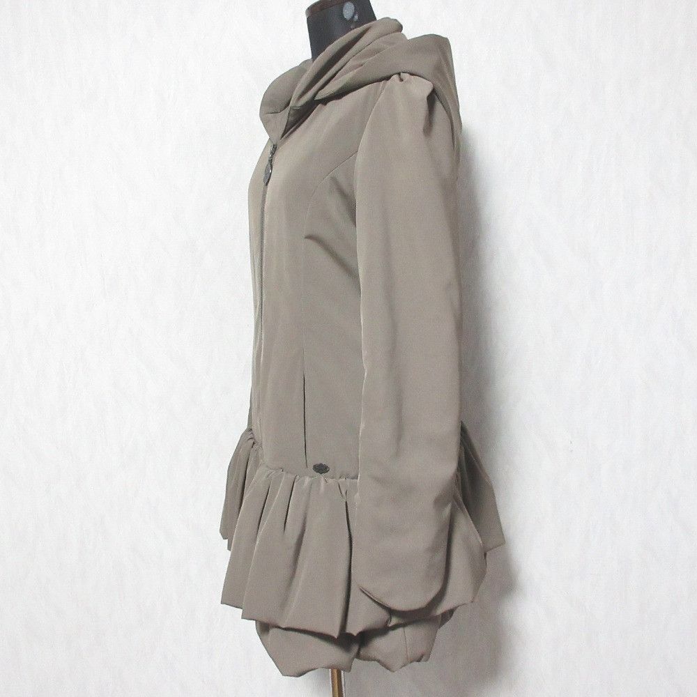 Other Other Foxey New York Rainy Cushion Padded Hooded Coat Textile Outerwear 30903 DUTY FREE for USA Size ONE SIZE - 3 Thumbnail