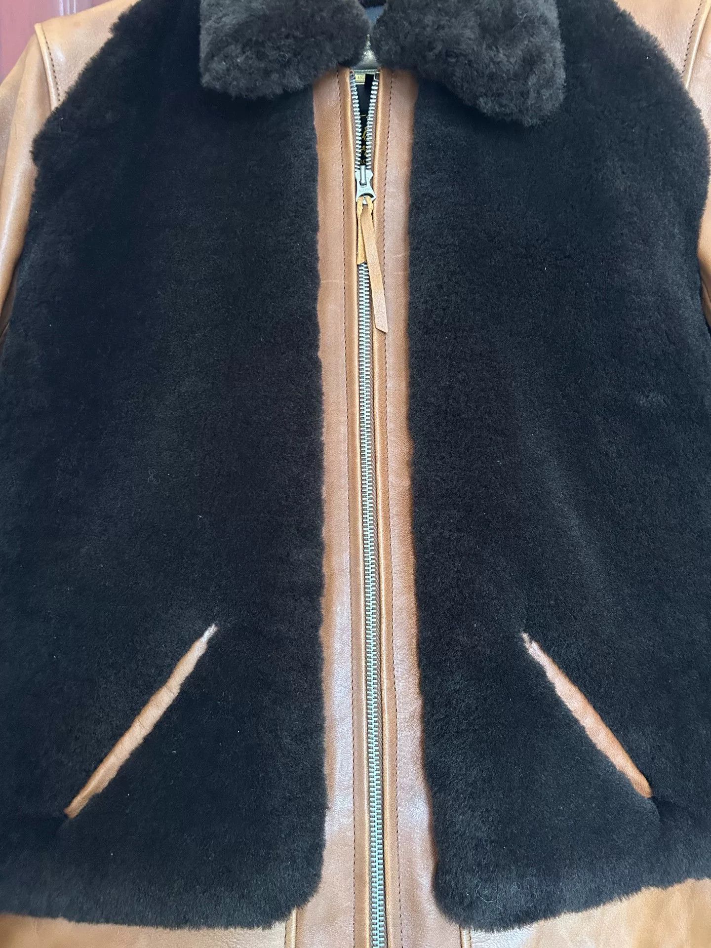 The Real McCoy's brown bear leather jacket by the real mccoy Size US M / EU 48-50 / 2 - 3 Thumbnail