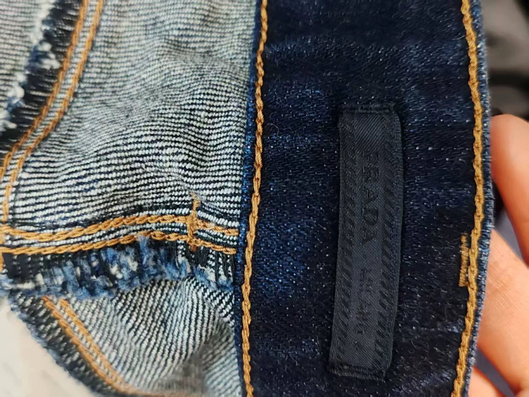 Prada Authentic Prada Denim Jeans in Excellent Condition Size US 31 - 4 Thumbnail
