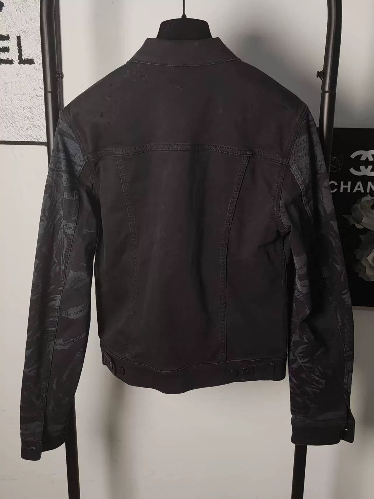Dior Authentic Dior Denim Jacket in Excellent Condition Size US M / EU 48-50 / 2 - 2 Thumbnail