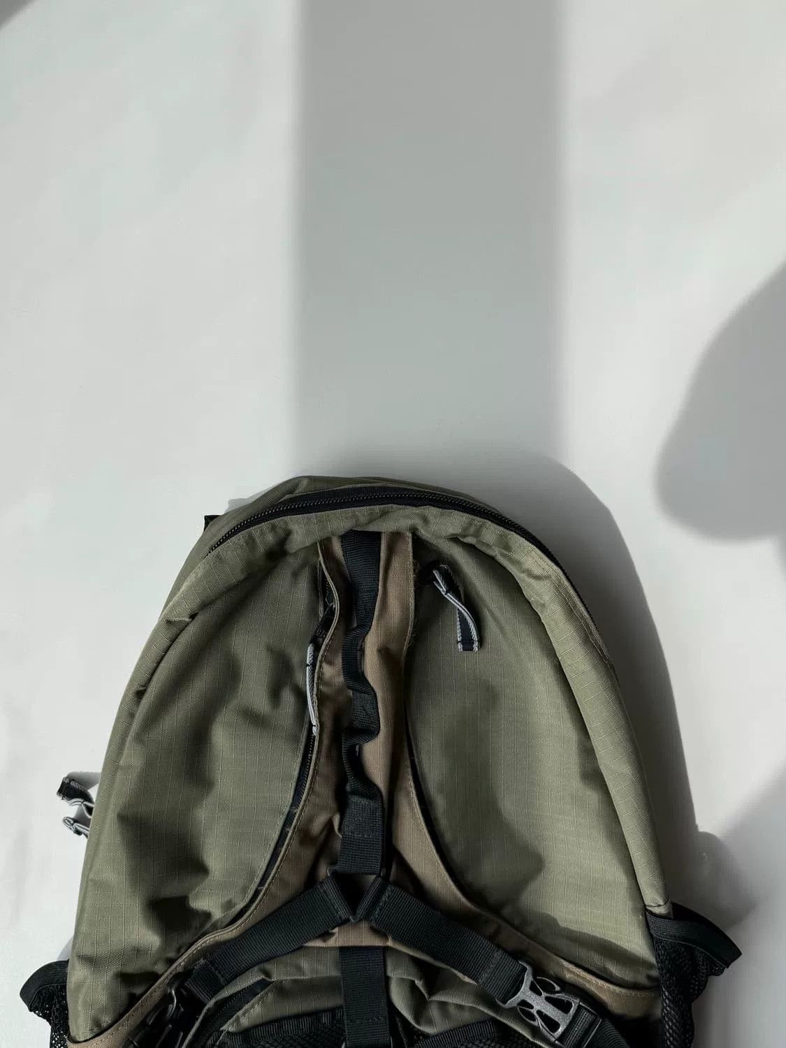Gap Gap Vintage Mandalorian Functional Backpack Size ONE SIZE - 5 Thumbnail