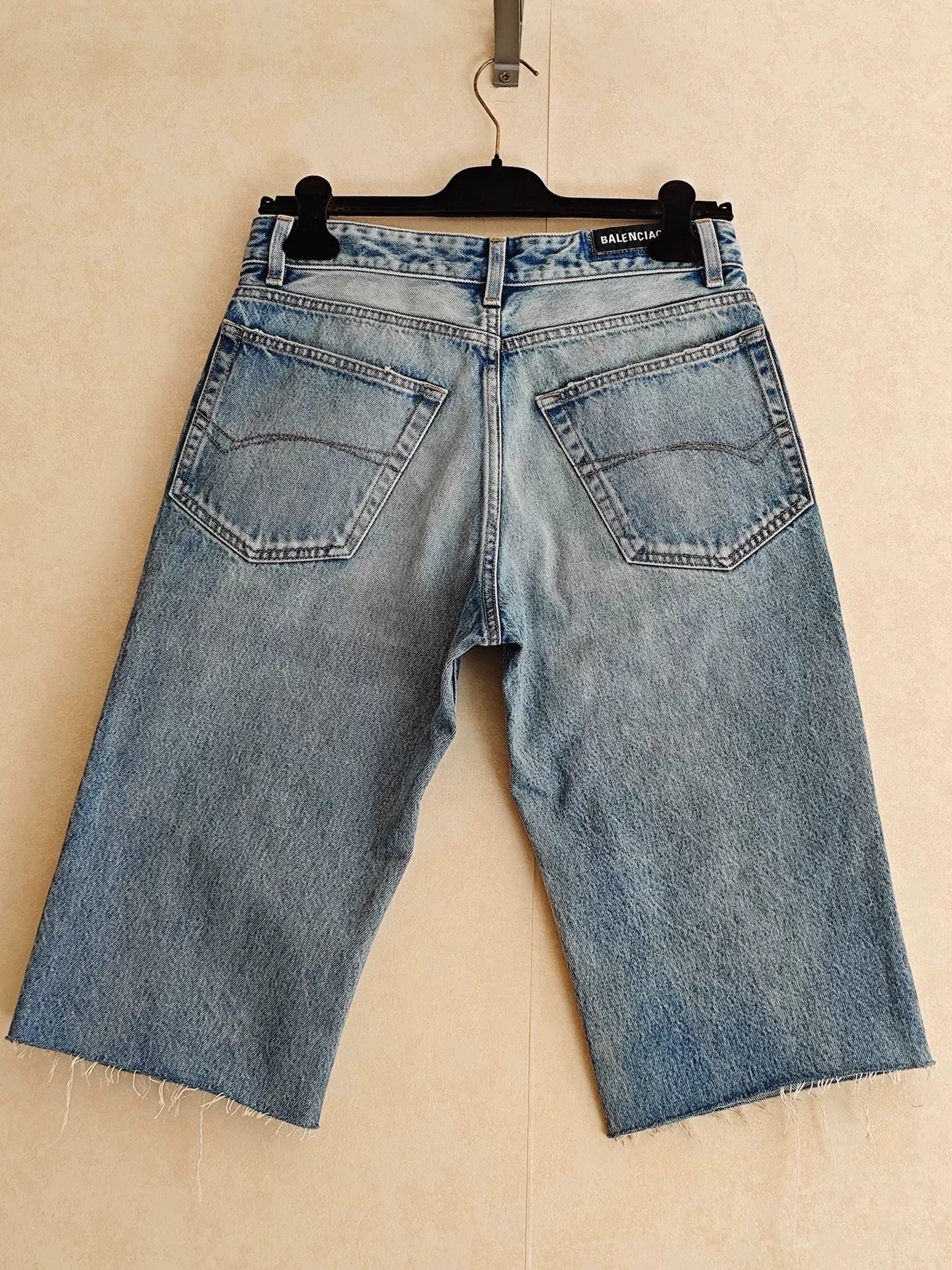 Balenciaga Balenciaga Runway Fringe Distressed Denim Shorts Size US 31 - 2 Thumbnail
